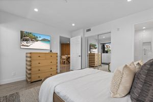 Alquiler Vacacional - Heart of West Hollywood Stunner w/gym and co-working space