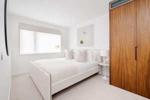 Alquiler Vacacional - Luxury Central Mayfair Townhouse with Air Conditioning. 3 Bed 3 Bath