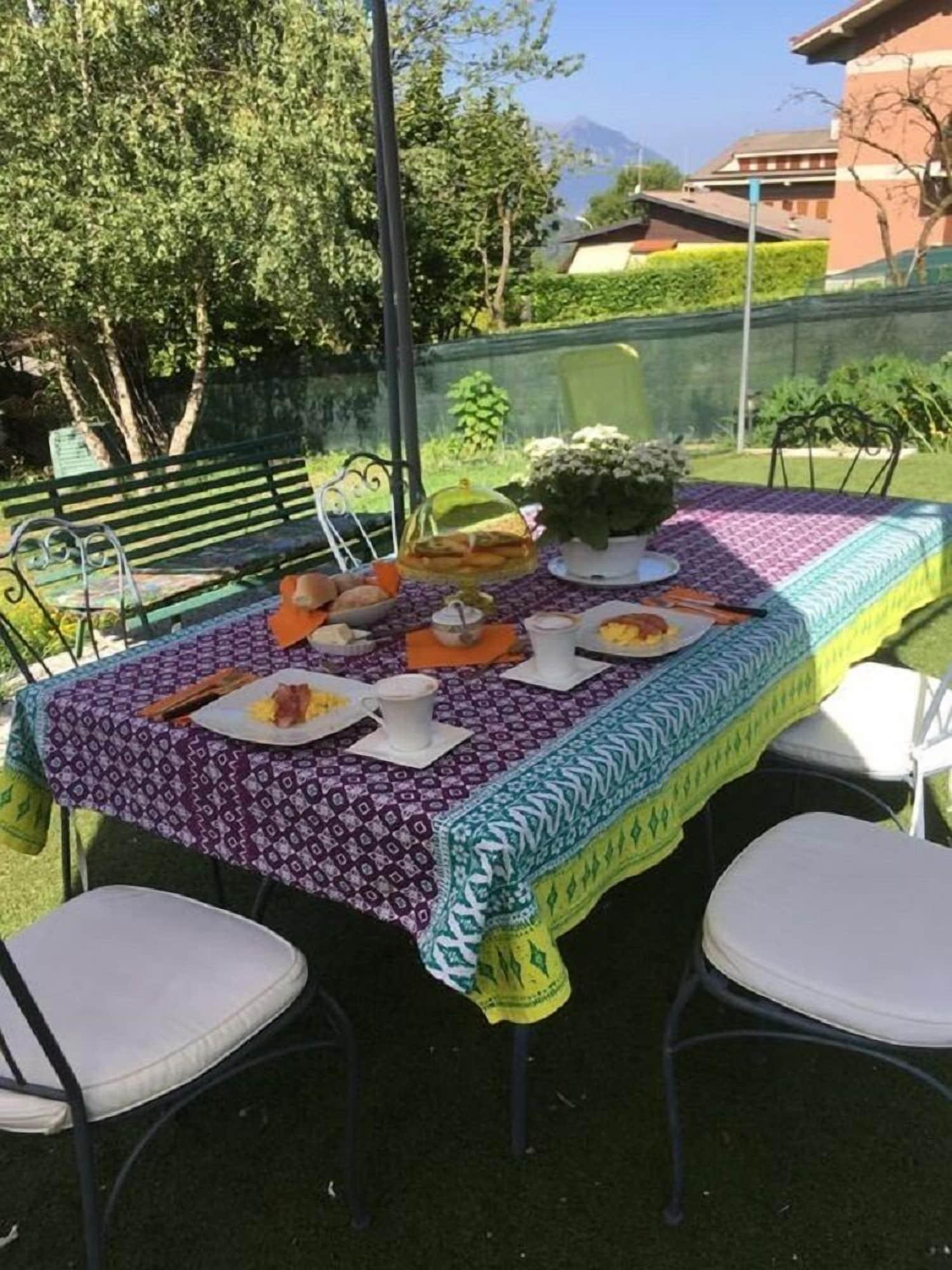 Restaurant Rainbow House