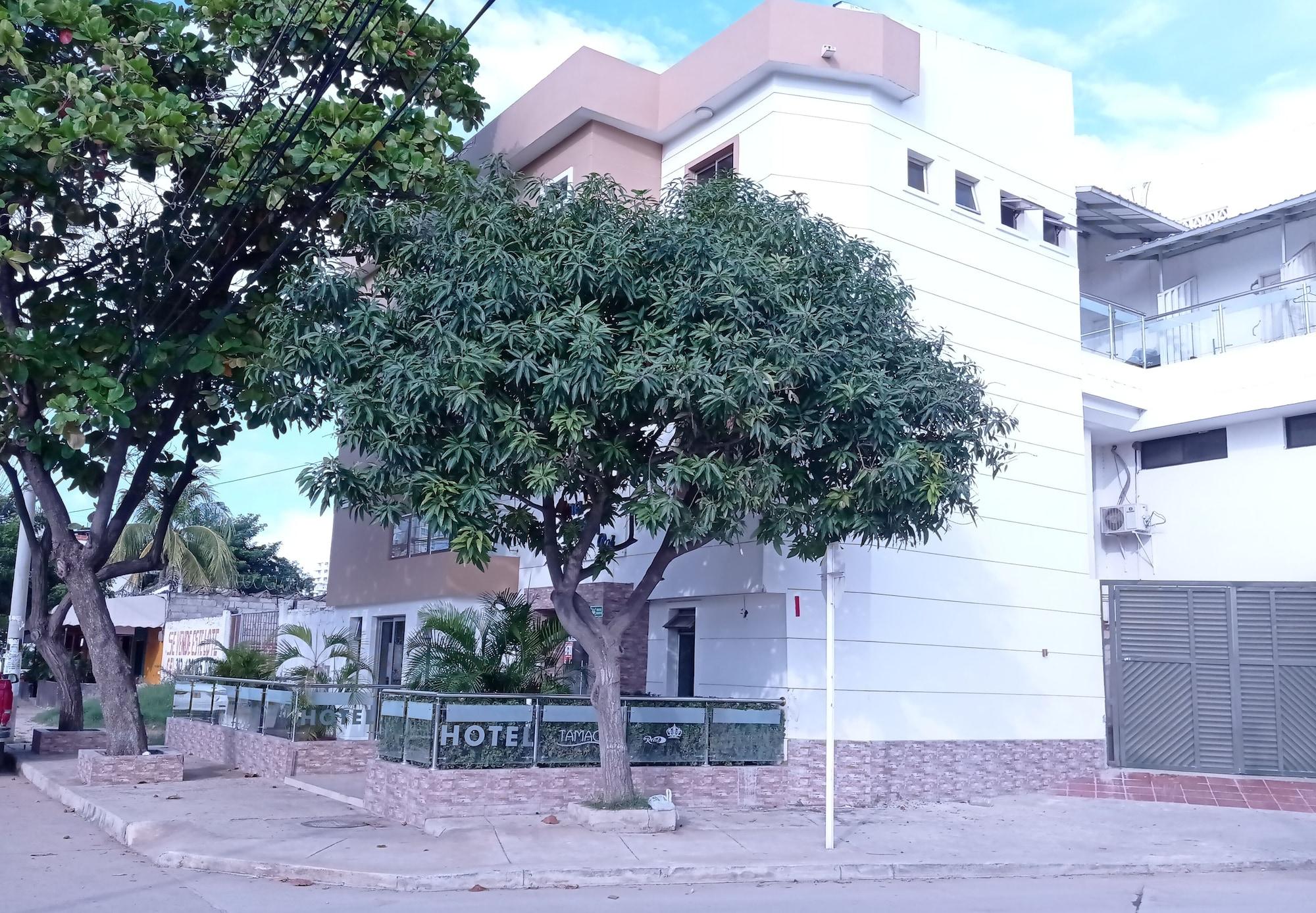 Vista Exterior Hotel Tamaca Real