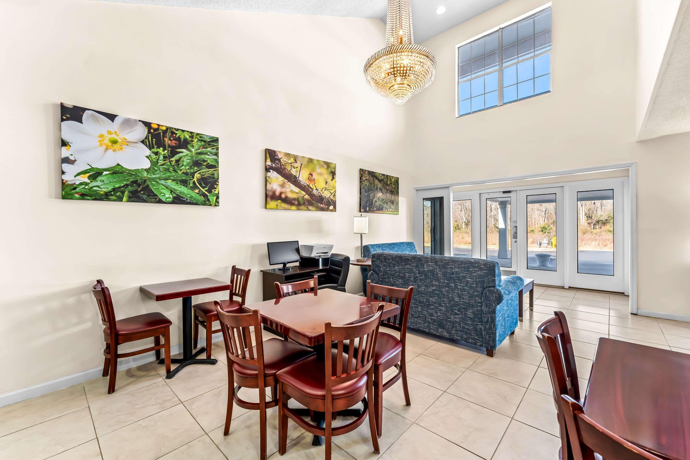 Restaurant Quality Inn Eastman