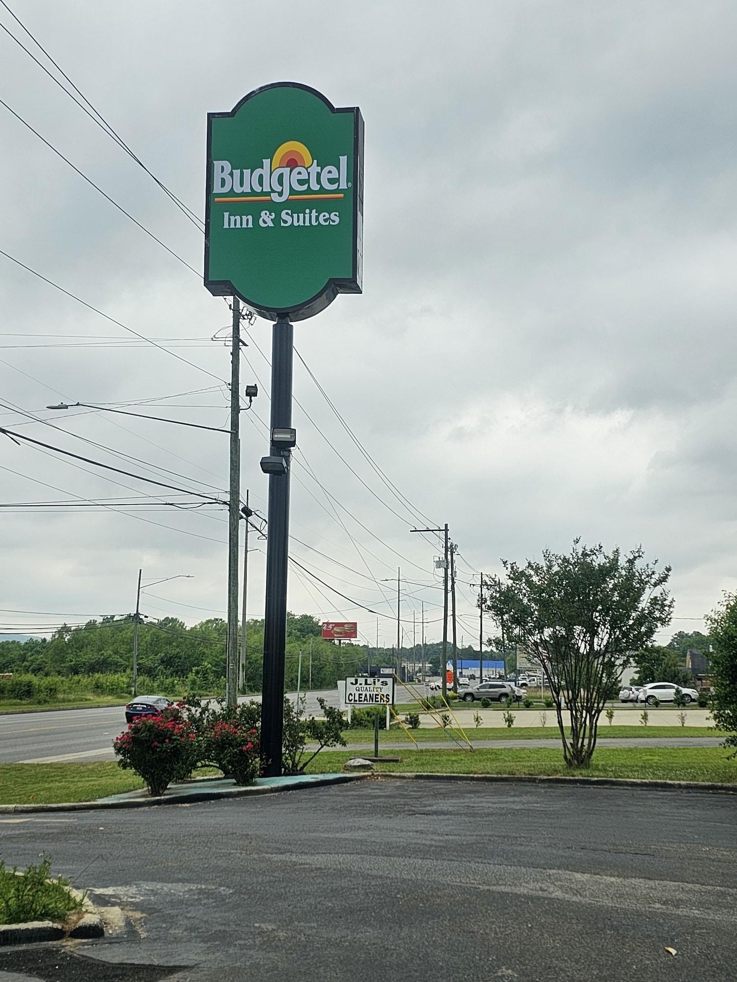 Vista Exterior Budgetel Inn & Suites