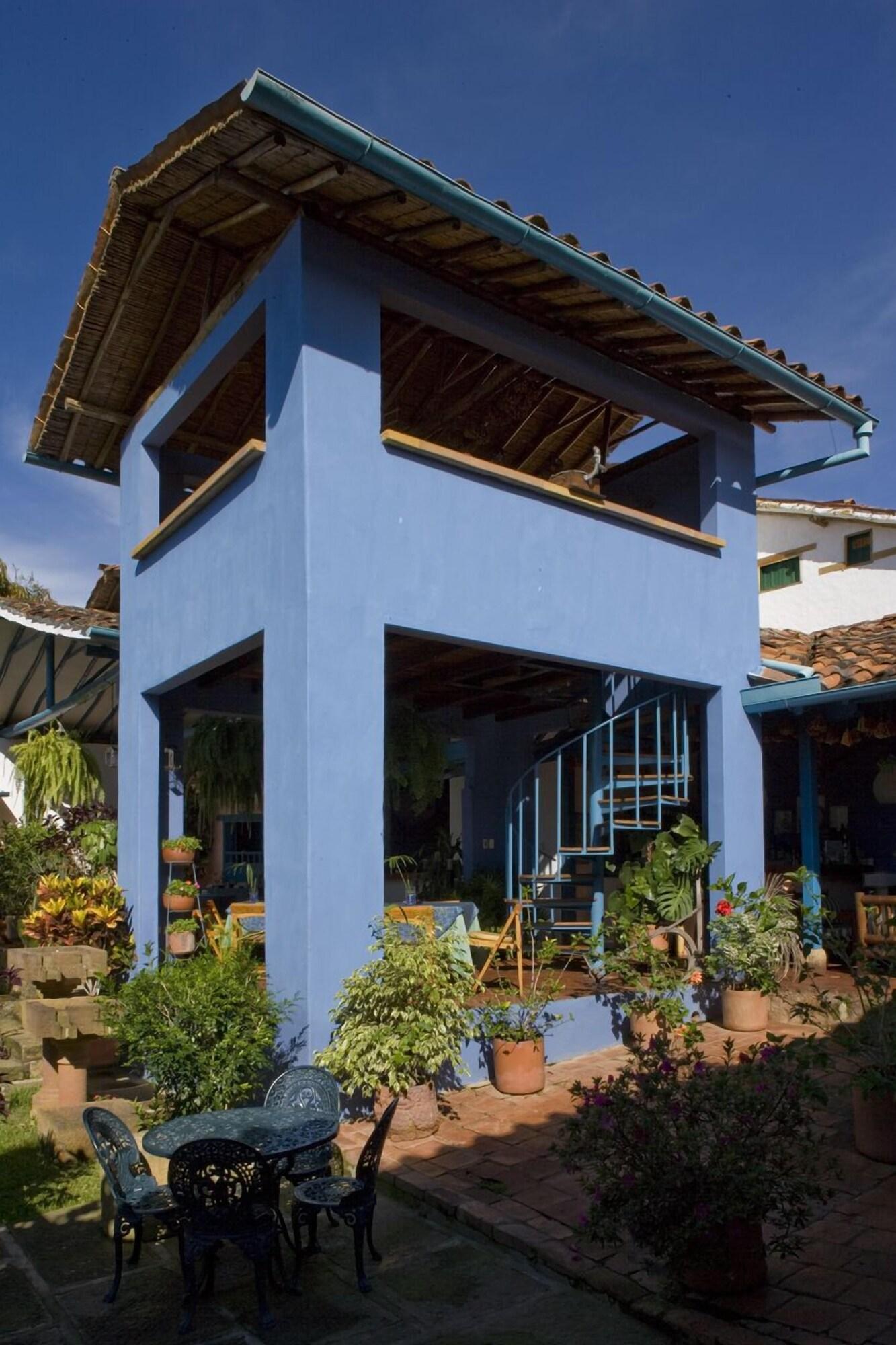 Vista Exterior Posada del Campanario