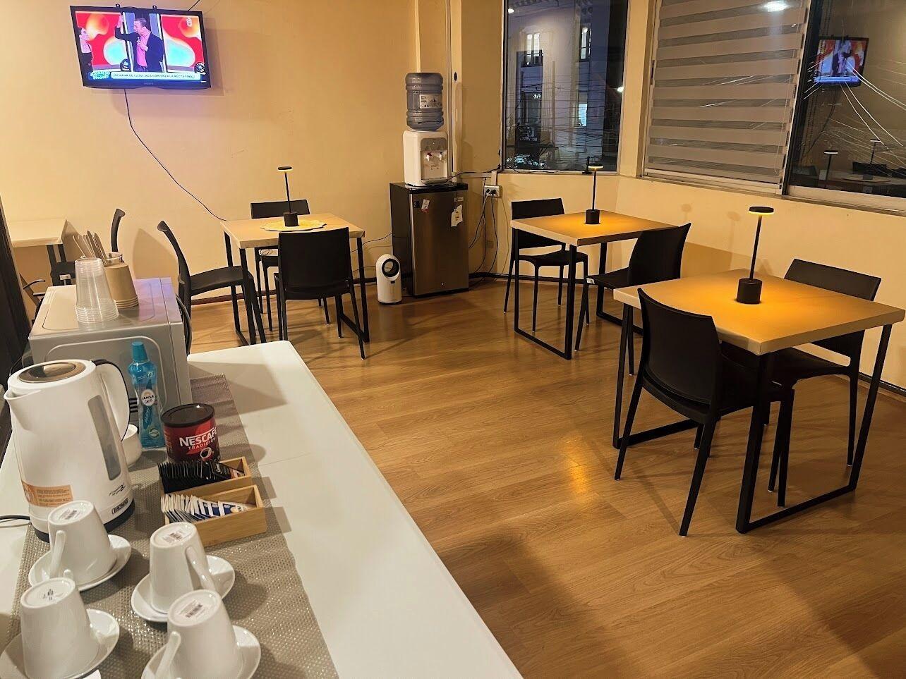 Restaurant Not Hotel