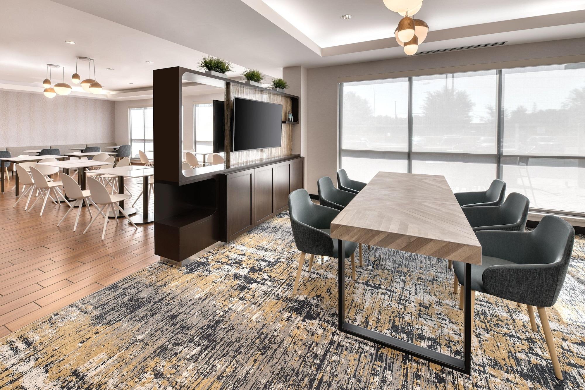 Restaurant TownePlace Suites by Marriott Belleville