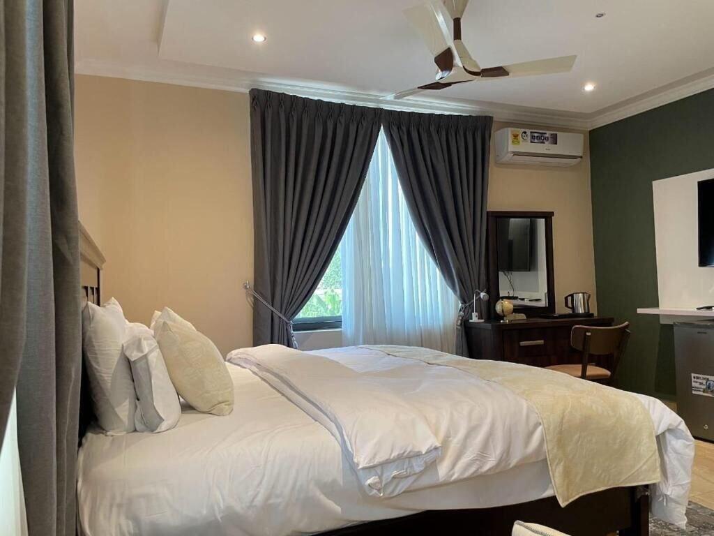 Habitación Falcons Perch Residences