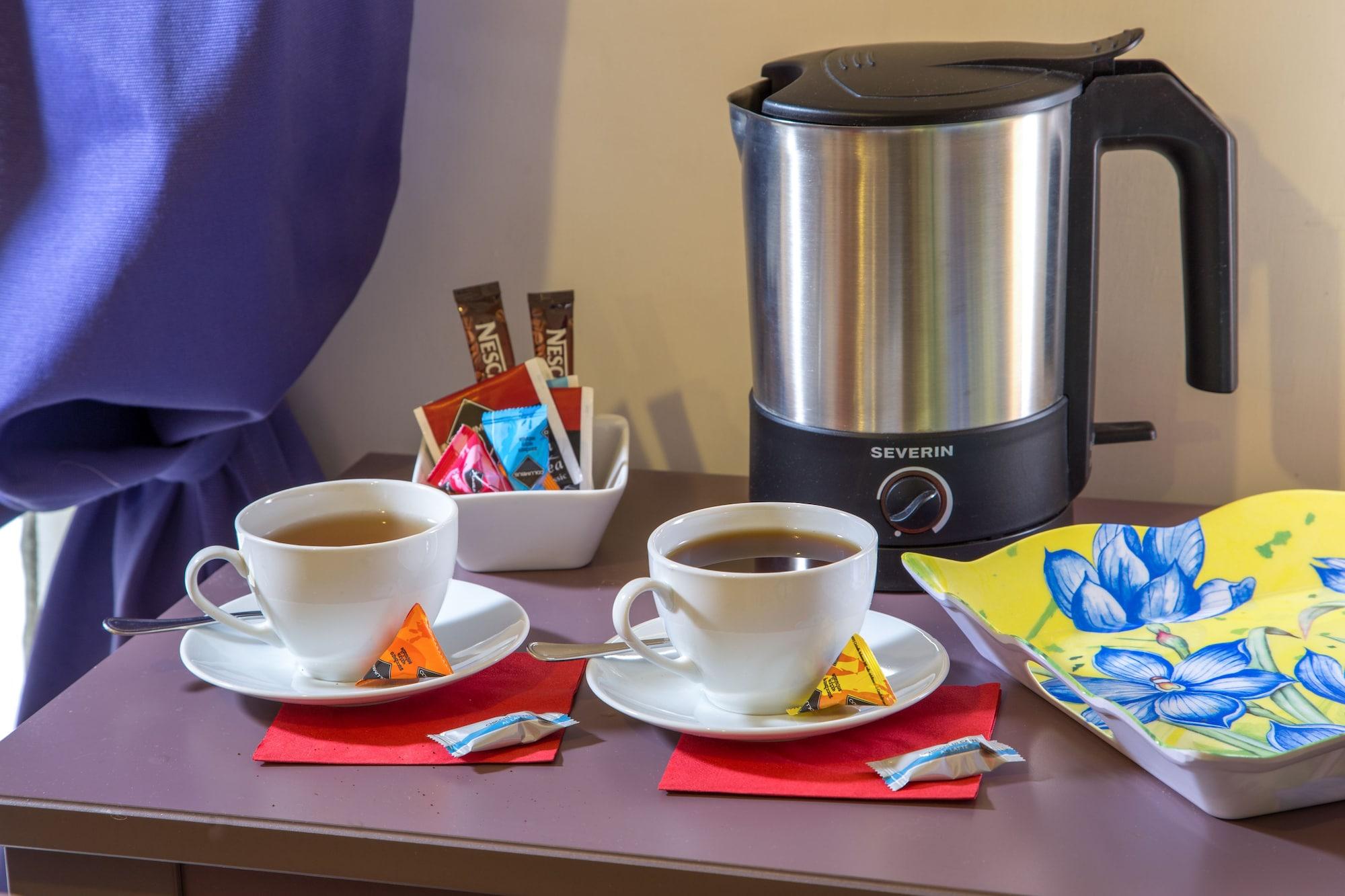 Equipamiento de Habitación Roma Central Guest House