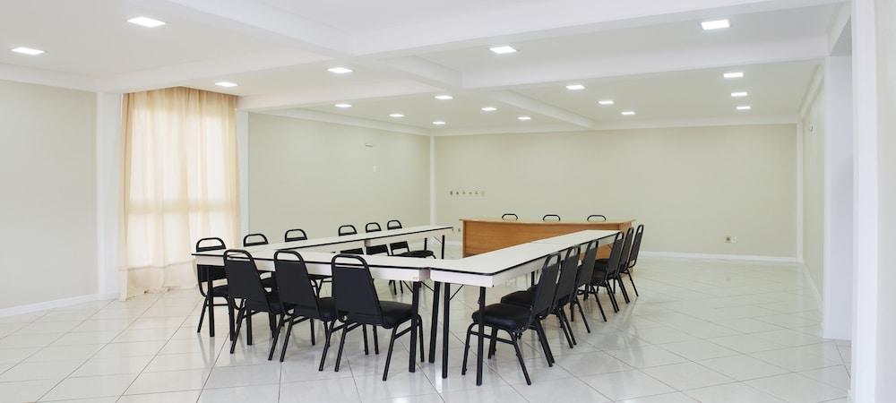 Sala de Reuniones Brivali Hotel Centro