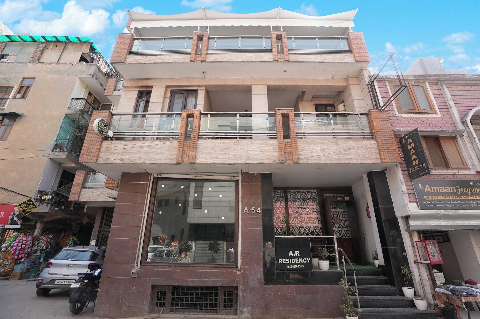 Varios Hotel A R Residency
