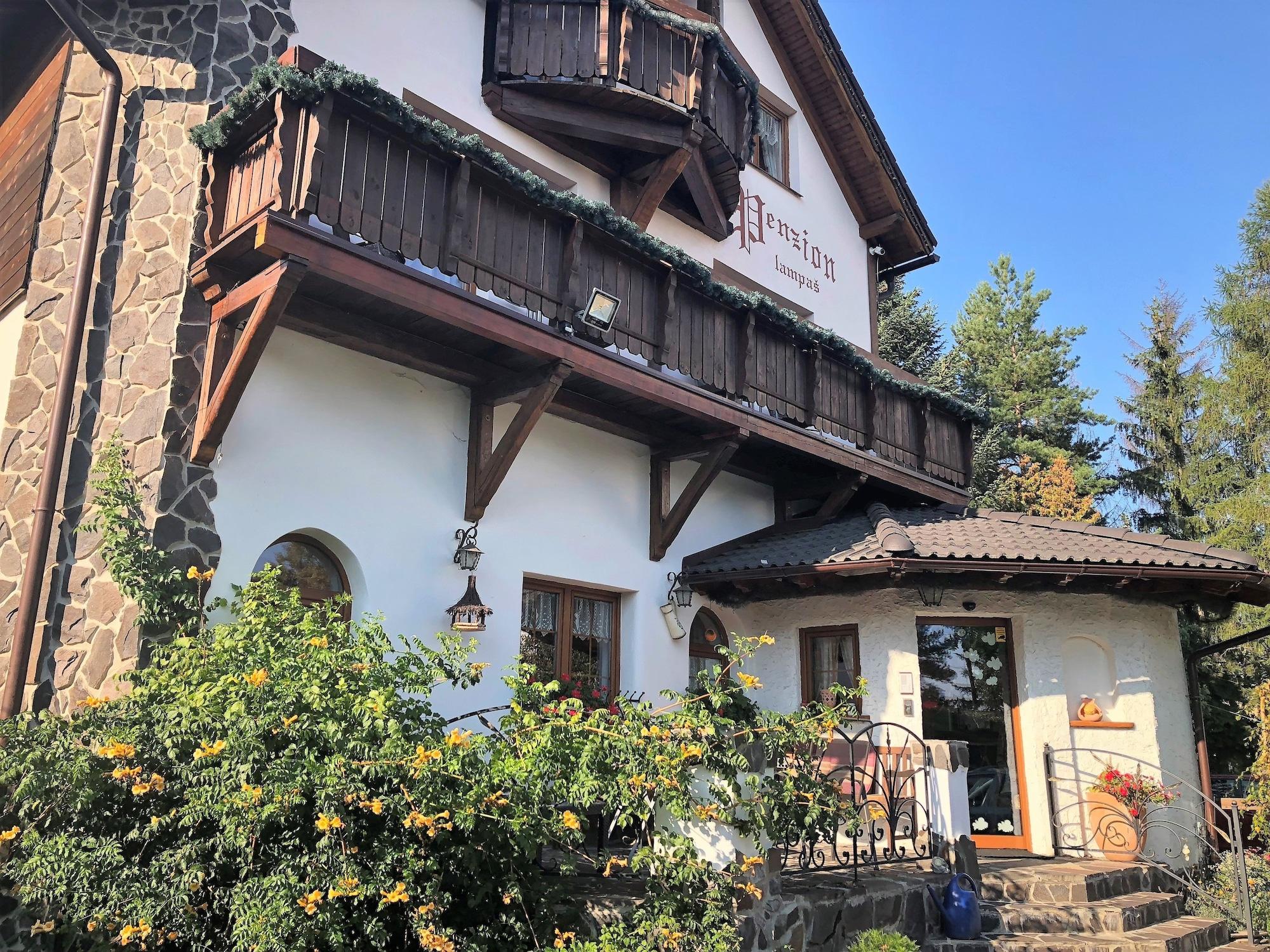 Varios Penzion Lampaš