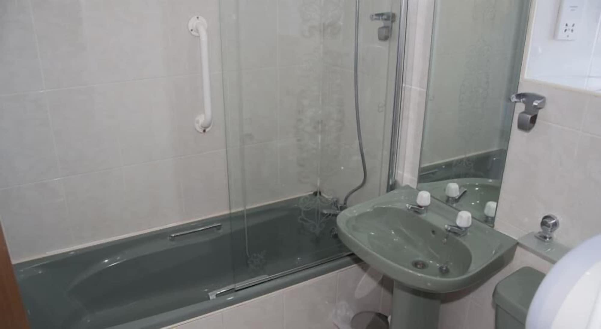 Equipamiento de Habitación Caledonian Hotel