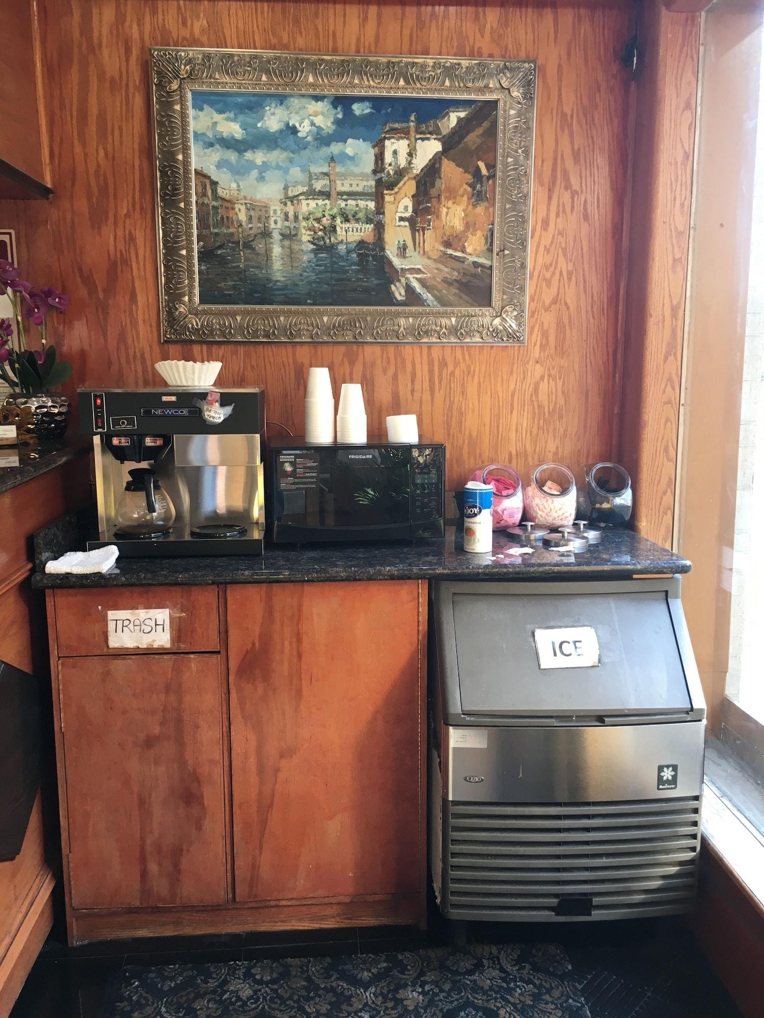 Instalaciones Recreativas Eldorado Motor Inn