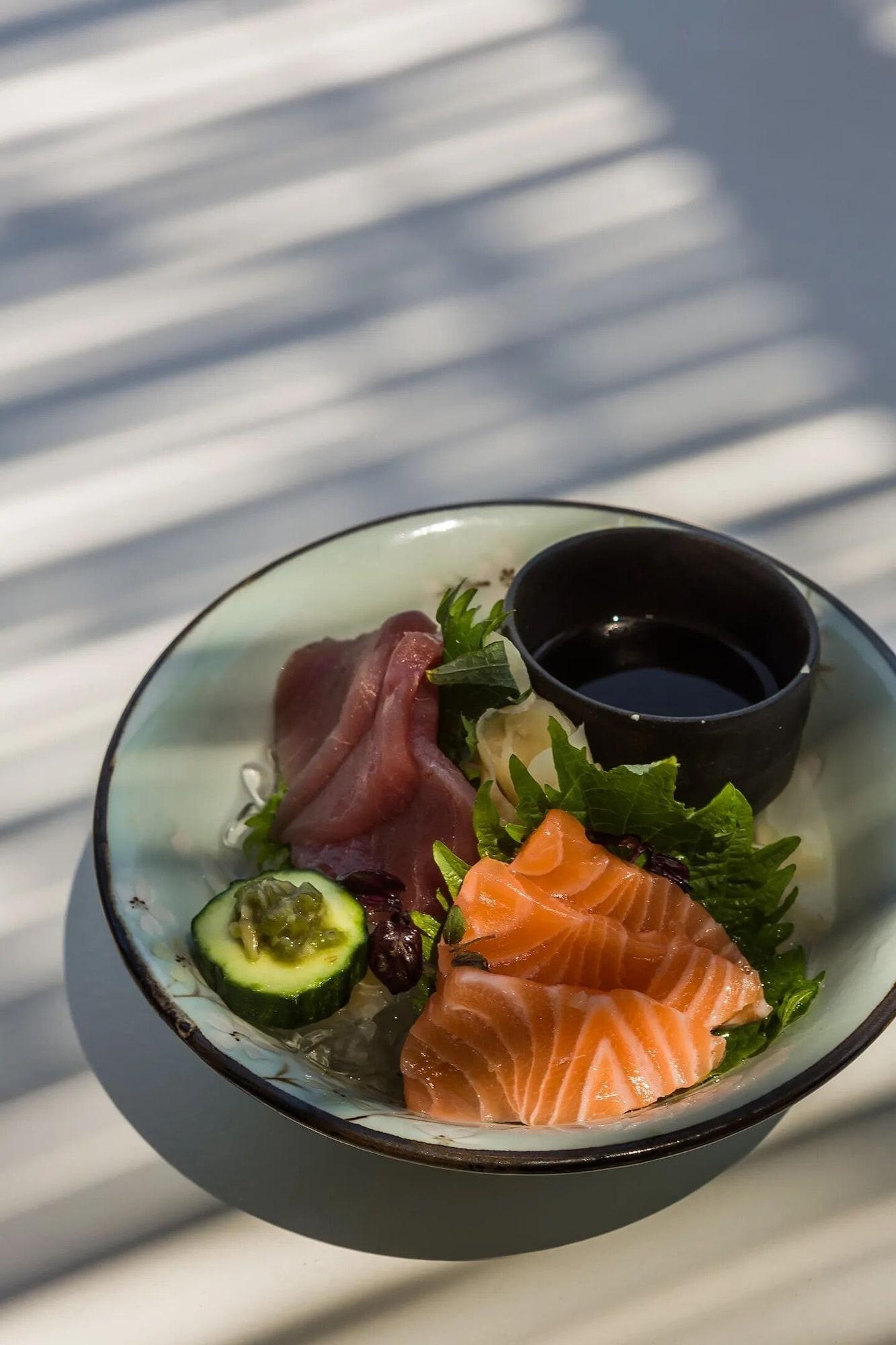 Restaurant LYO II Boutique Suites Mykonos