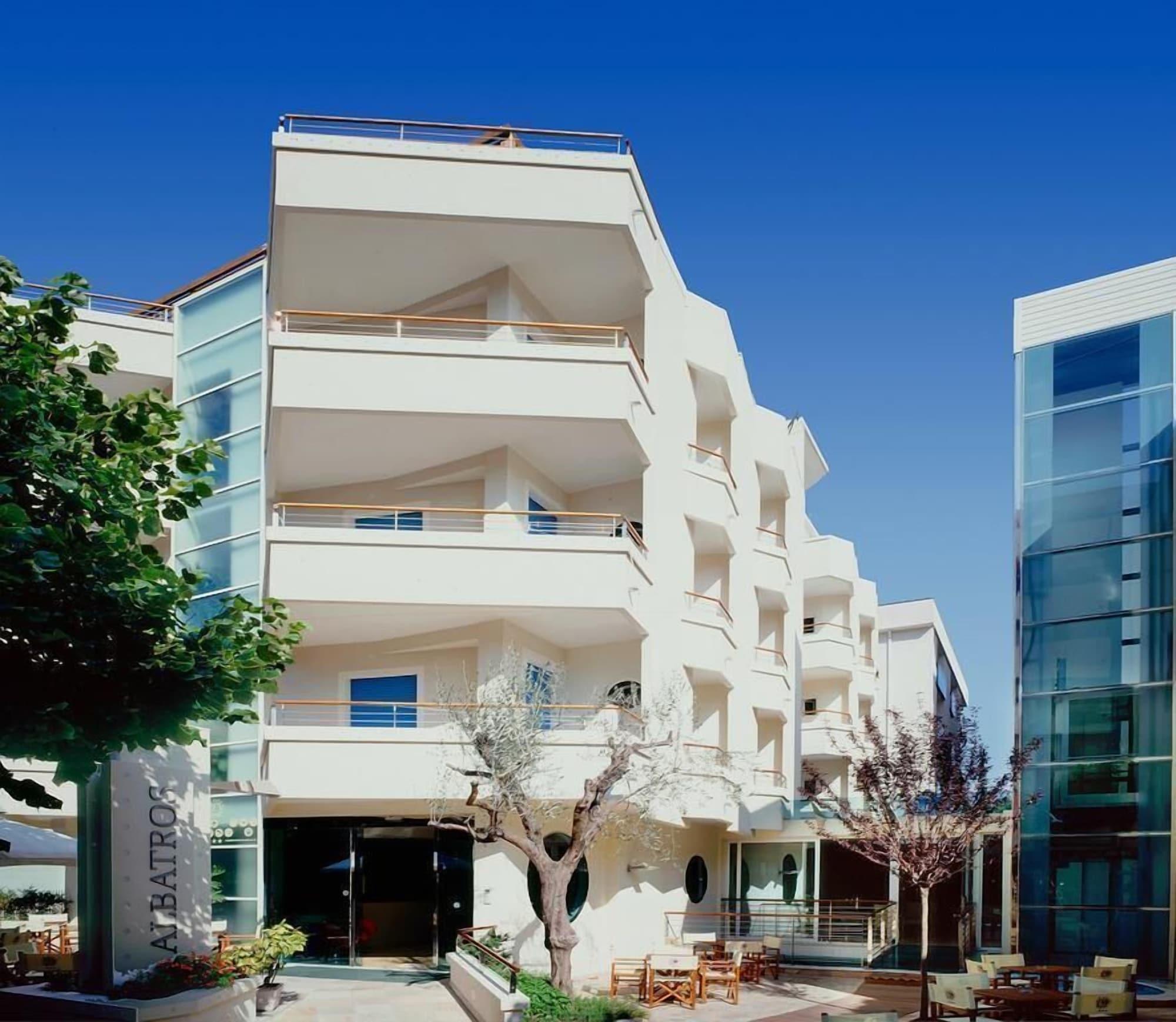 Varios Hotel Albatros
