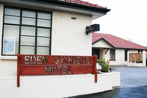 Vista Exterior Eden Gardens Motel