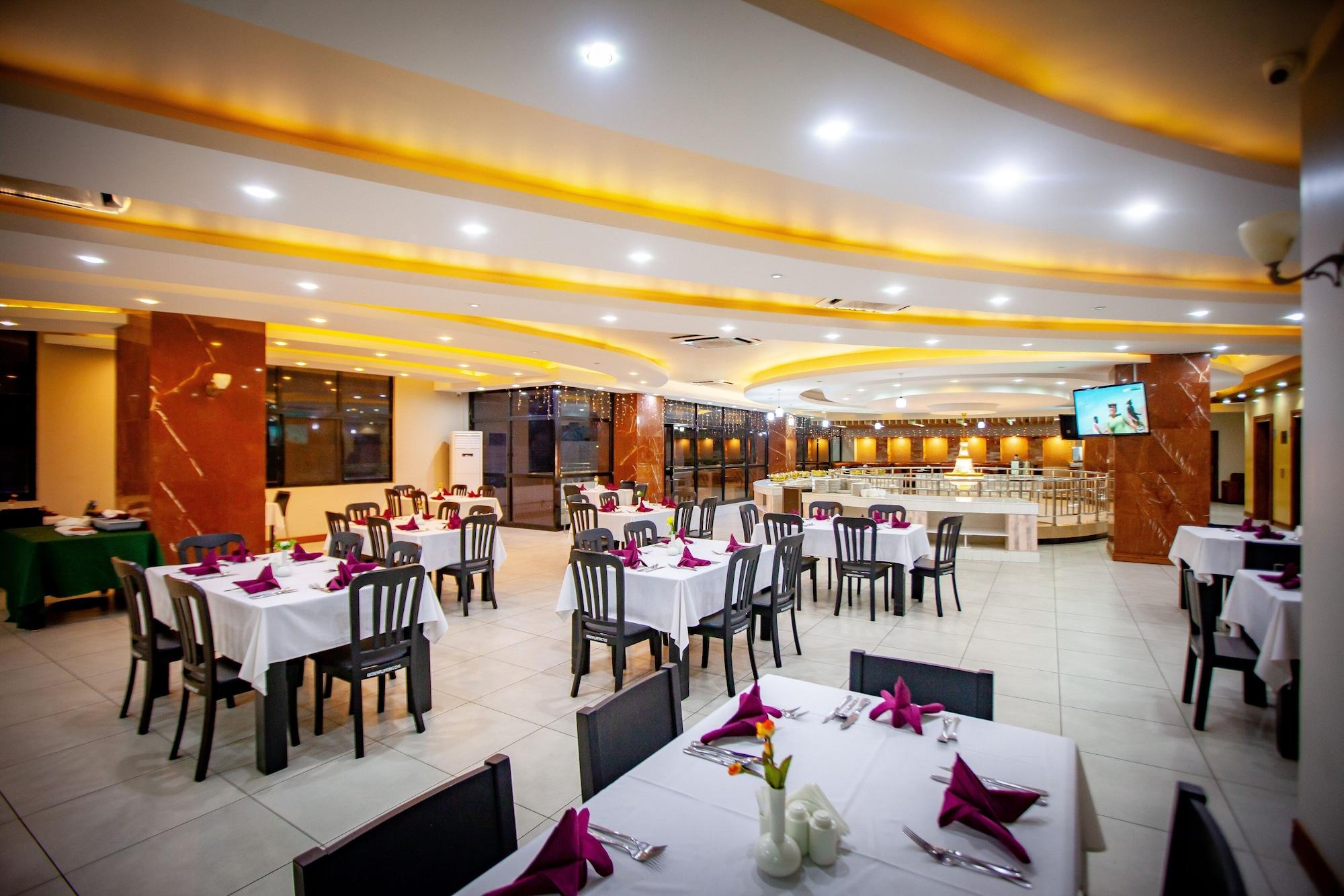 Restaurant Gold Crest Hotel - Mwanza