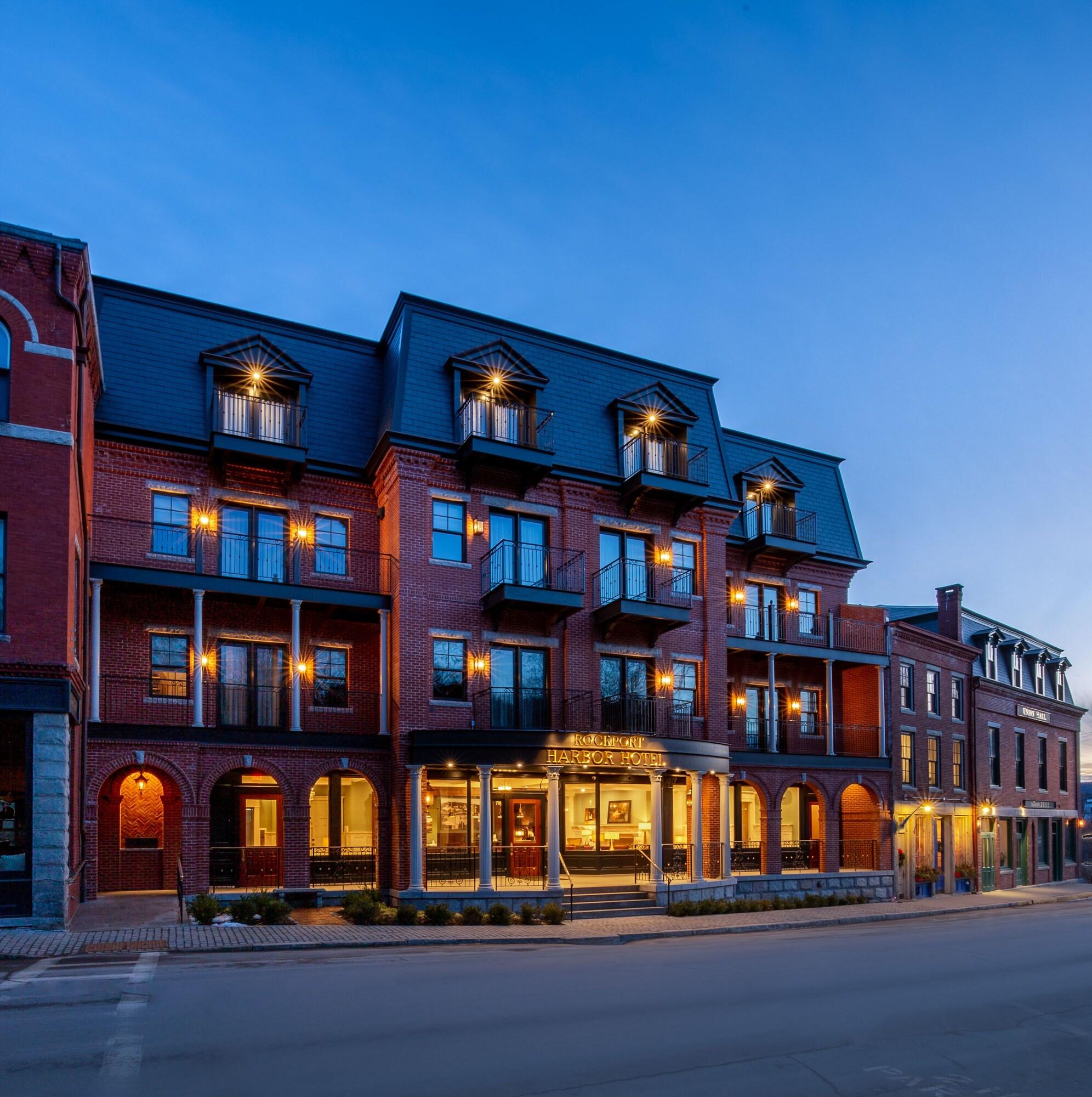 Varios Rockport Harbor Hotel