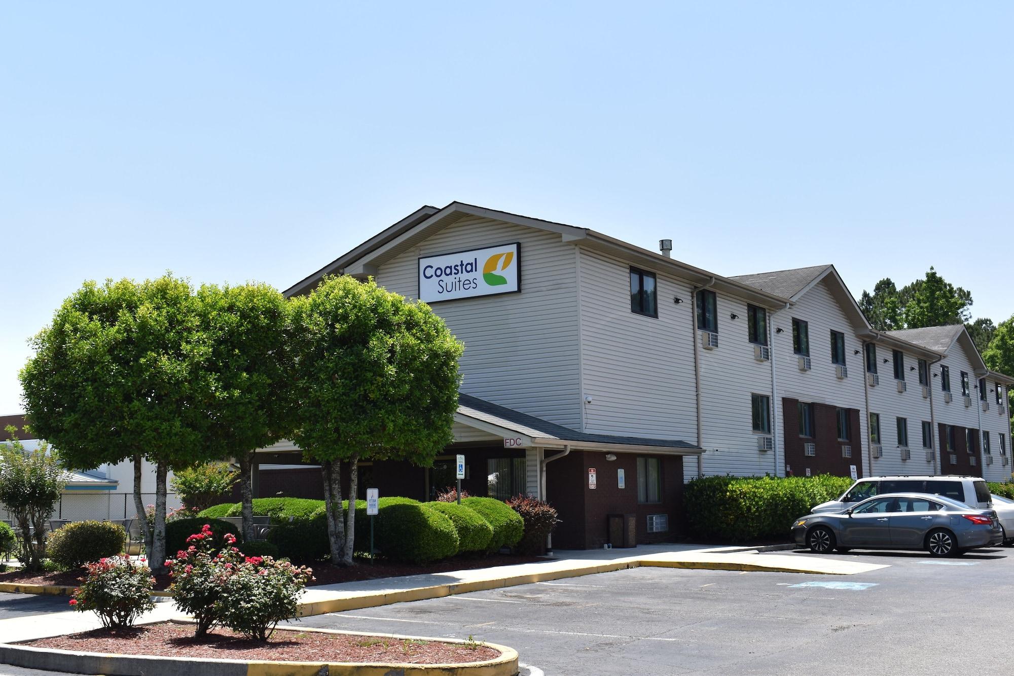 Vista Exterior Coastal Inn & Suites - Wilmington, NC