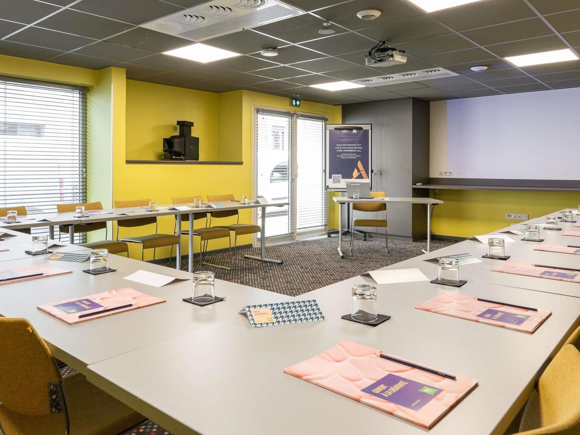 Sala de Reuniones Ibis Budget Lyon Confluence