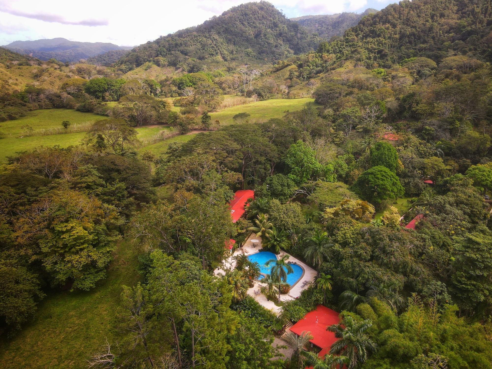 Vista Exterior Jaco Hotel Docelunas