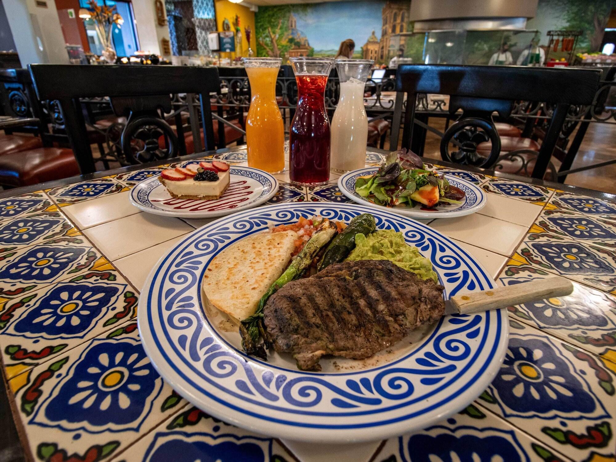 Restaurant Hotel Araiza Mexicali