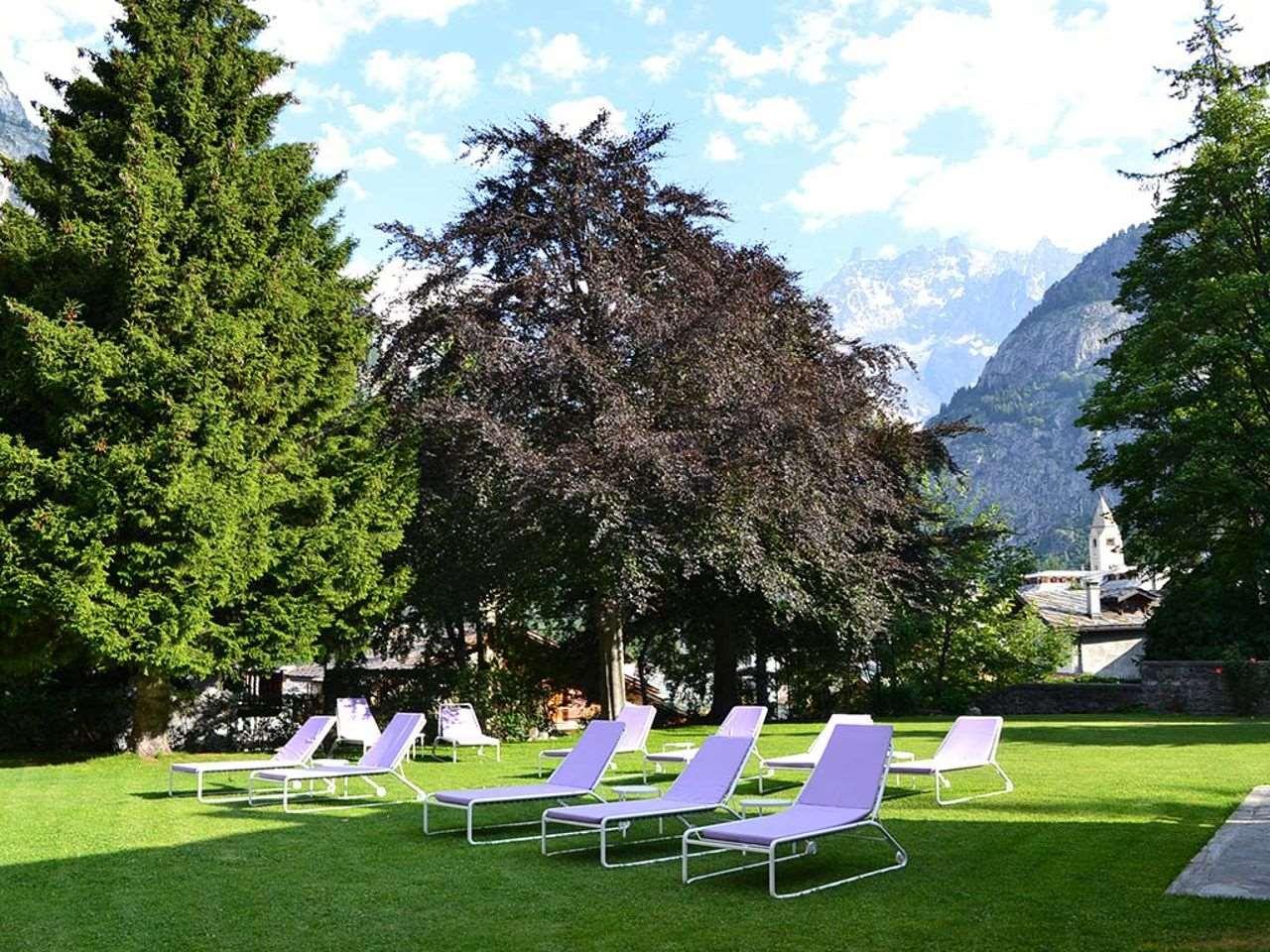 Vista Exterior Grand Hotel Royal & Golf