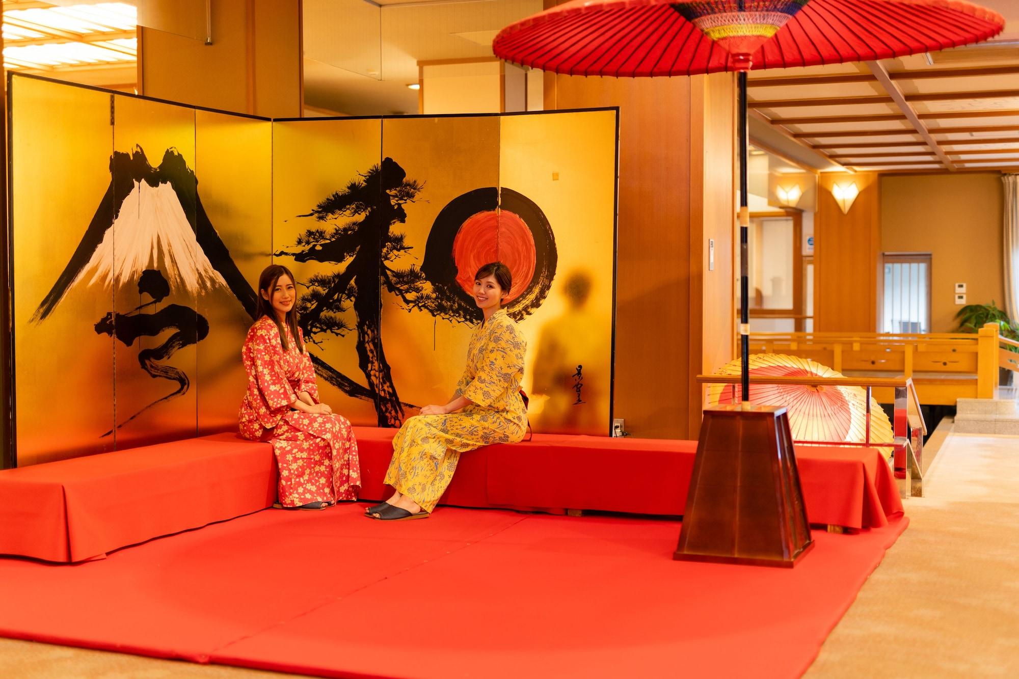 Vista Lobby Hotel Hoho "A hotel overlooking the Echigo Plain and the Yahiko mountain range"