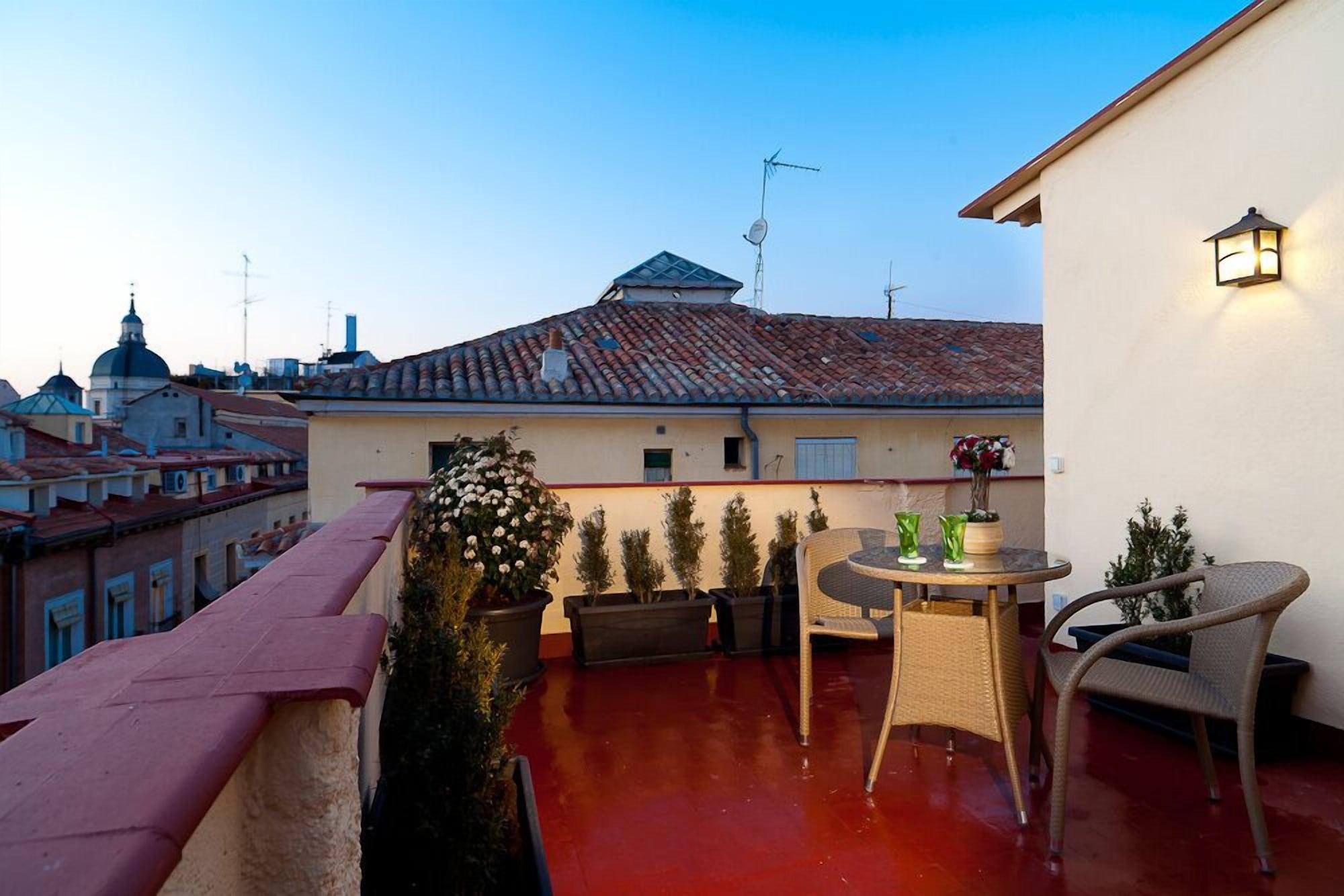 Comodidades del Alojamiento THC Tirso Molina Hostel