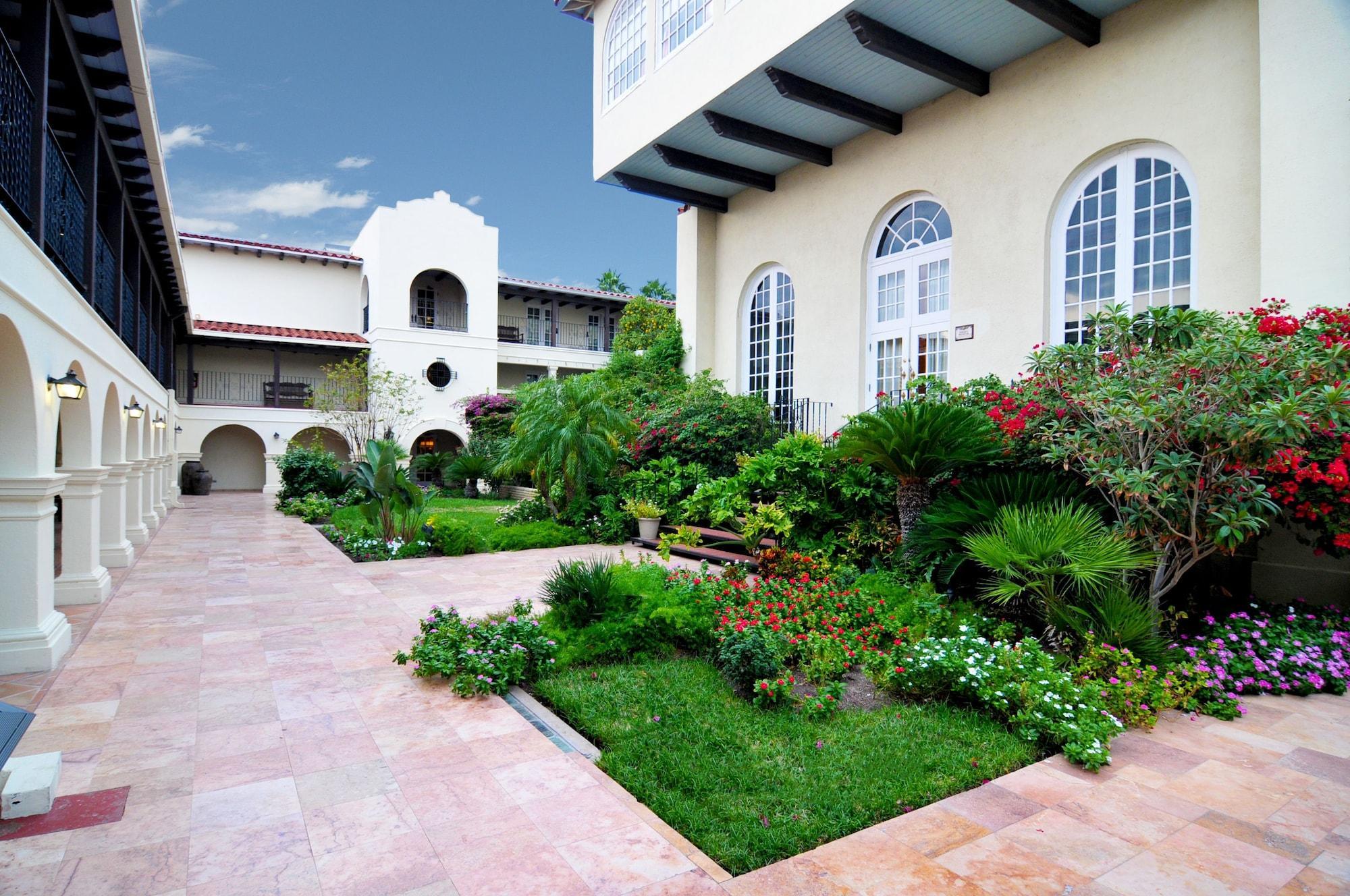 Vista Exterior La Posada Hotel