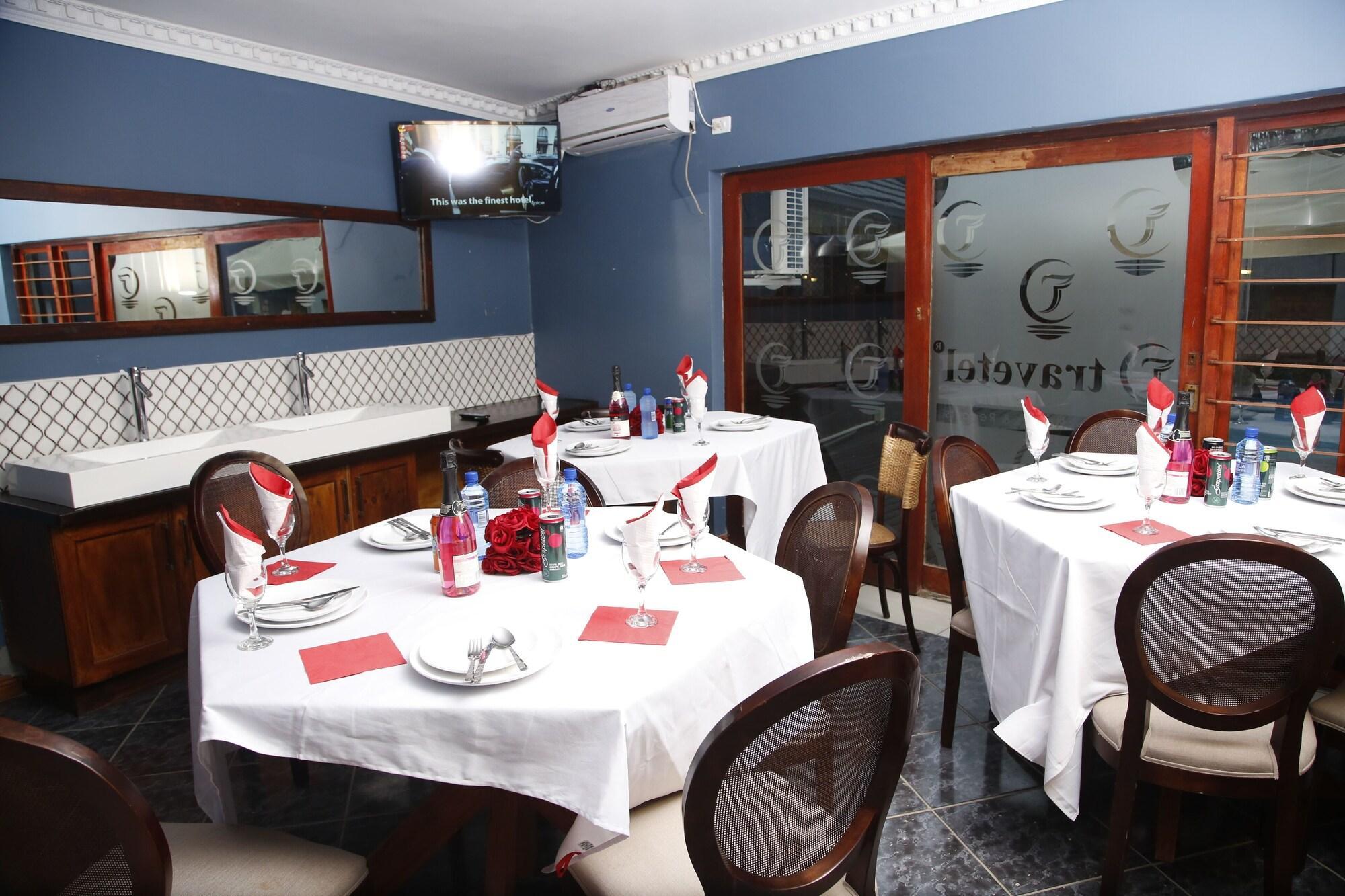 Instalaciones Recreativas Travetel OR Tambo Airport Hotel