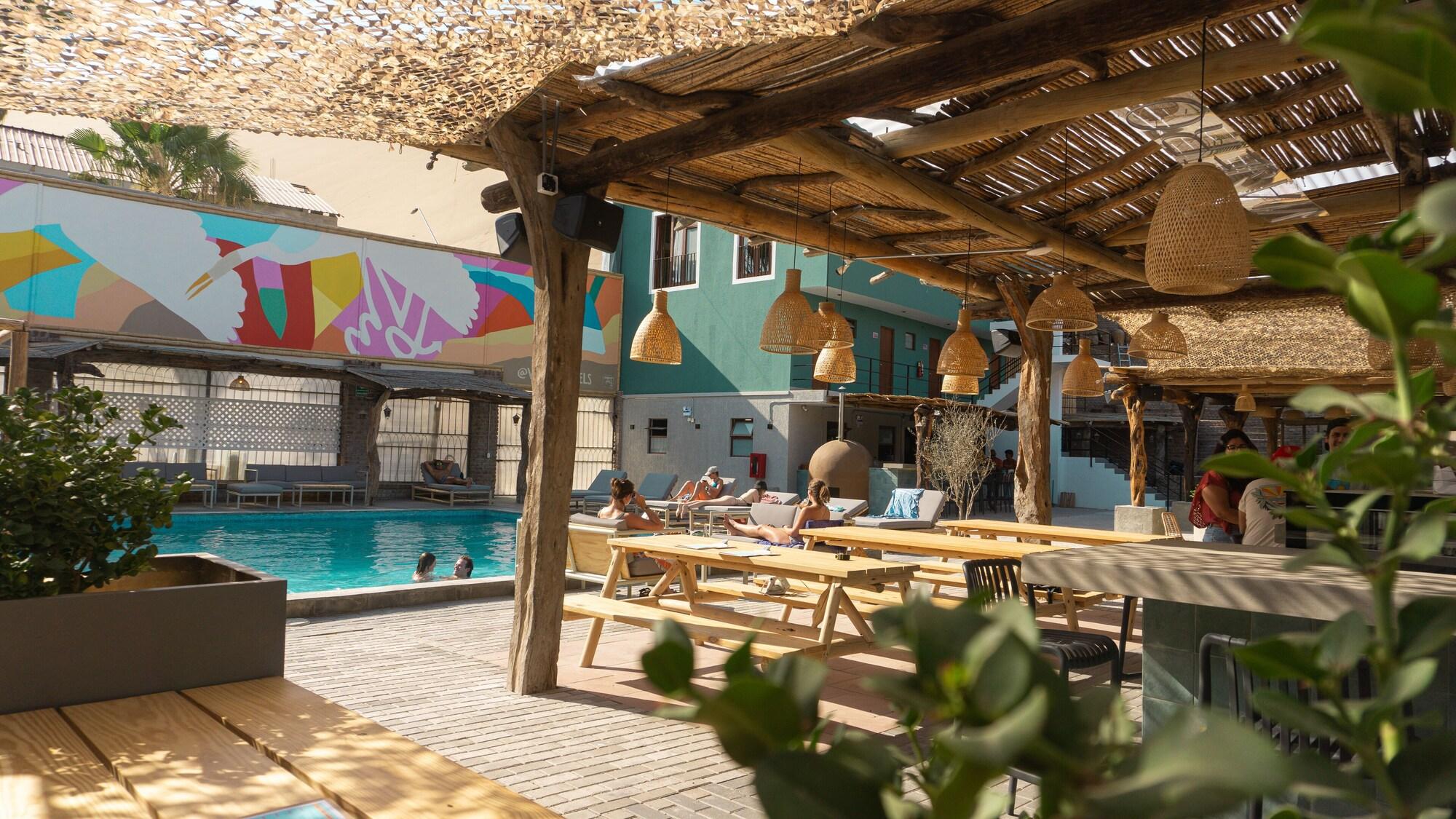 Bar/Salón Viajero Huacachina Hostel