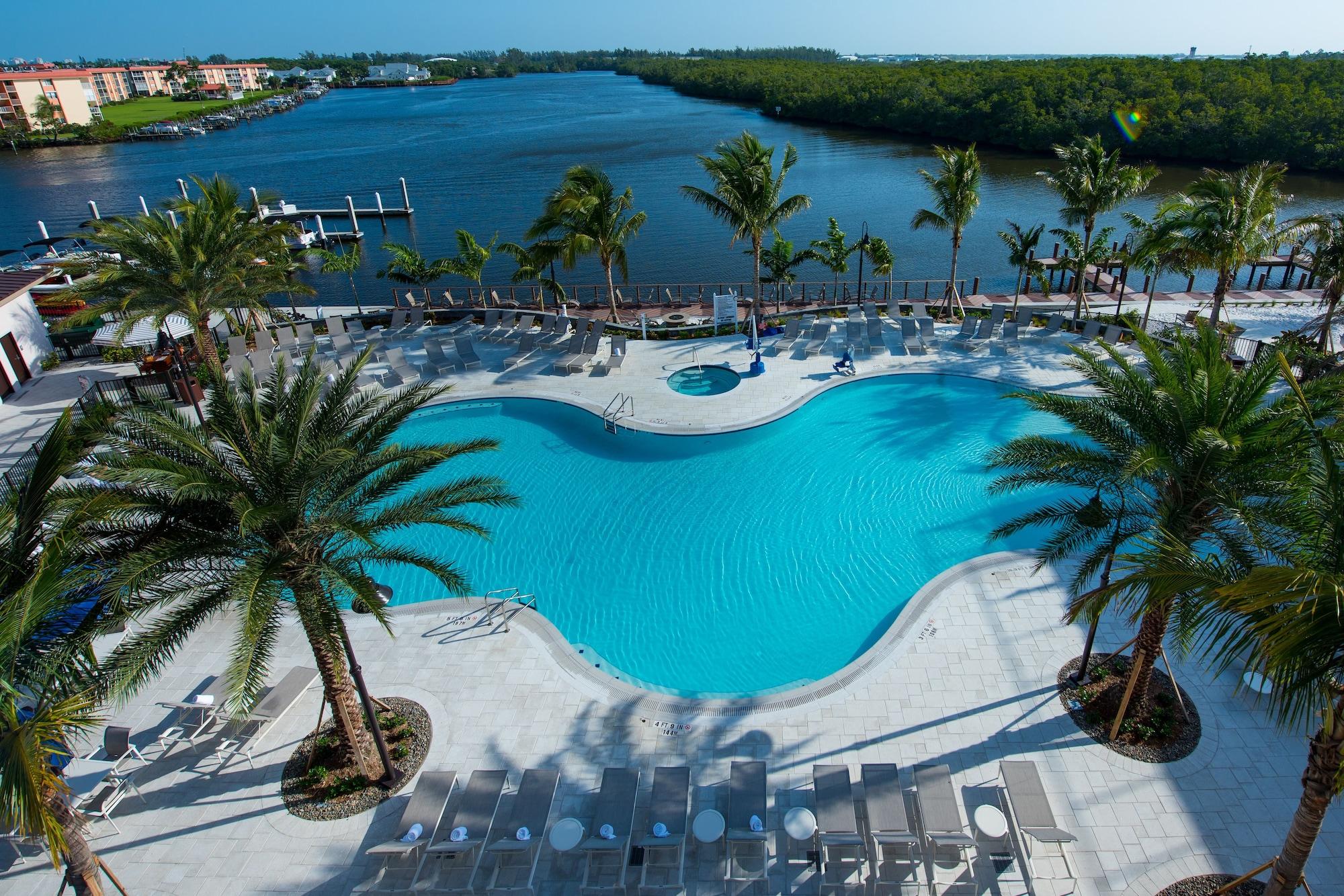 Vista Exterior Hyatt House Naples/5th Avenue
