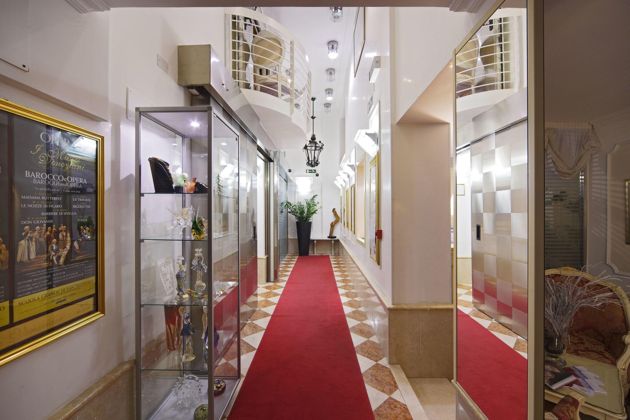 Vista Lobby Hotel Becher