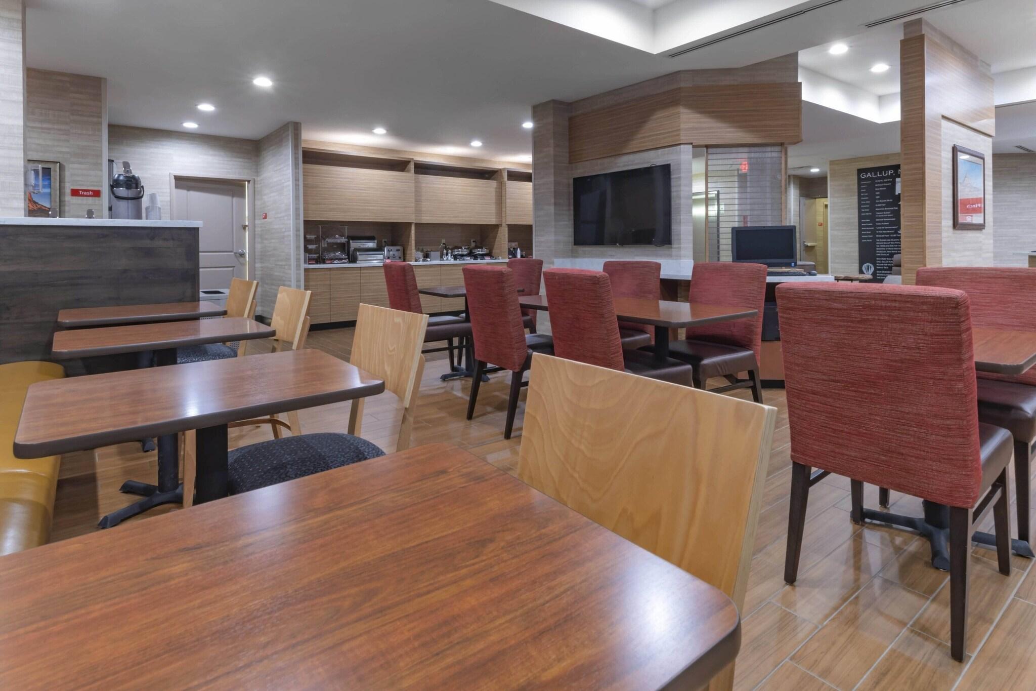 Restaurant TownePlace Suites by Marriott Gallup