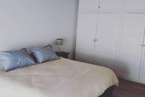 Alojamiento - Complejo para 15 personas en la Ciudad Mendoza.