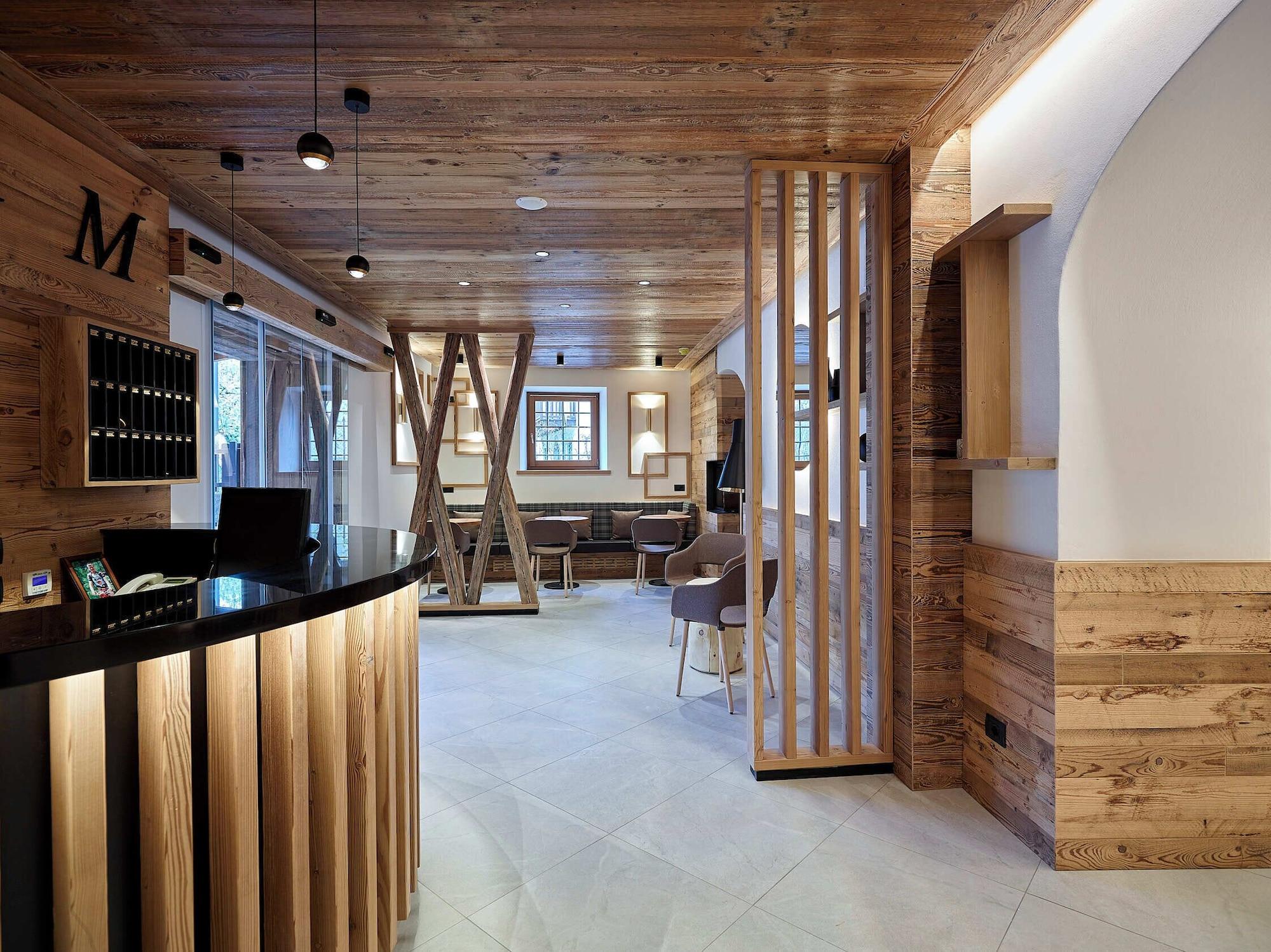 Vista Lobby Albergo Maggiorina