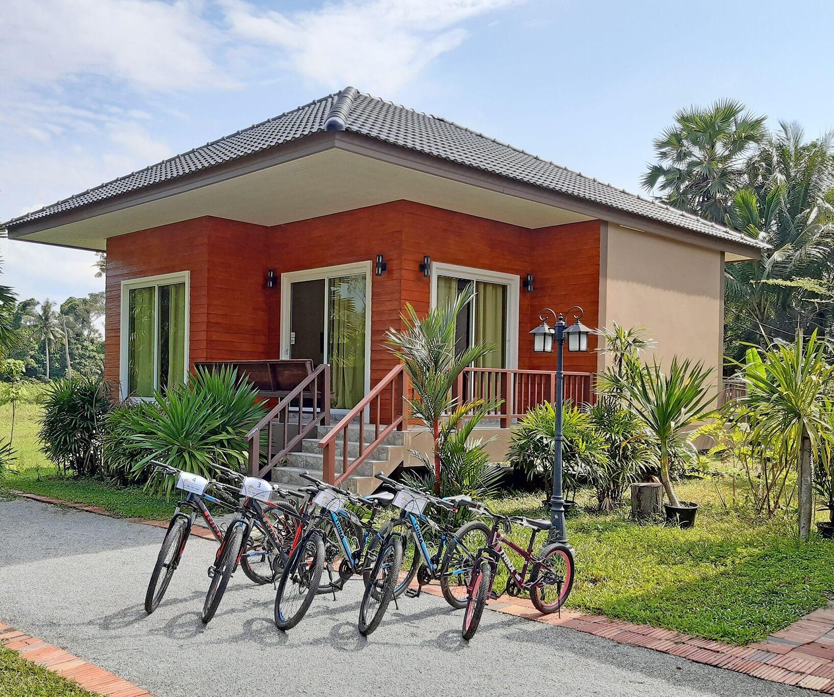 Varios Maikhao Residence