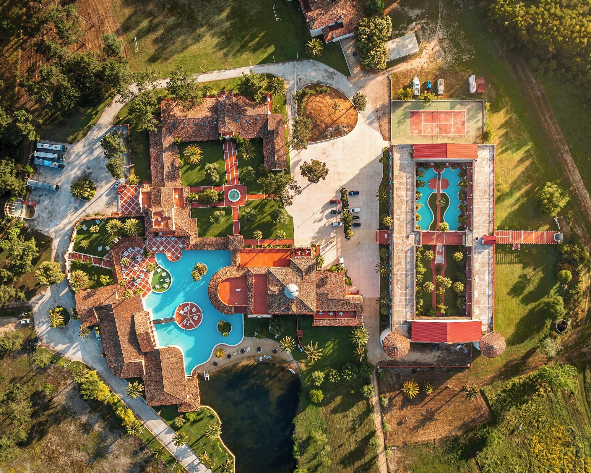 Vista Exterior Herdade Lago Real