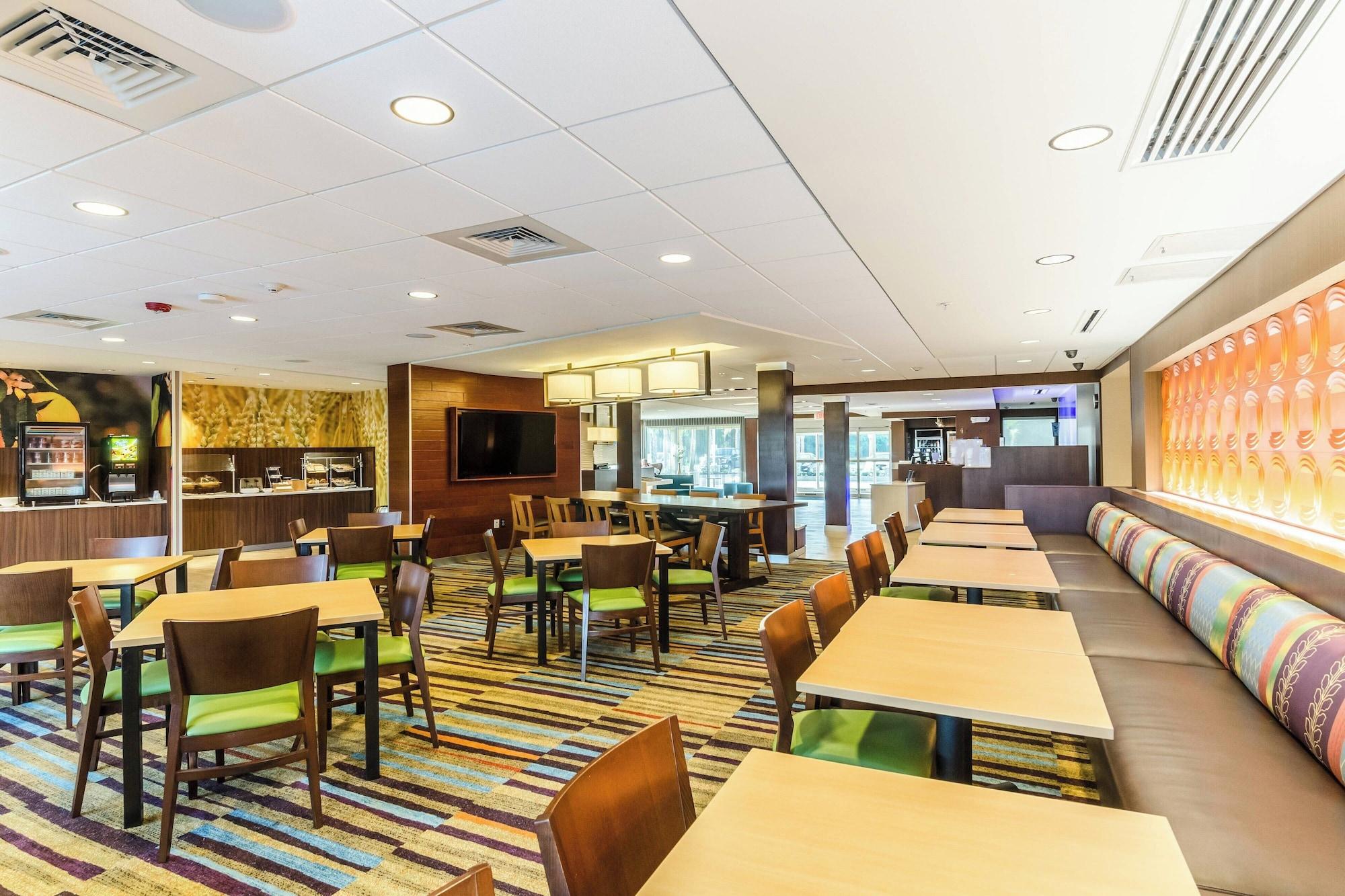 Restaurant Fairfield Inn & Suites by Marriott Panama City Beach