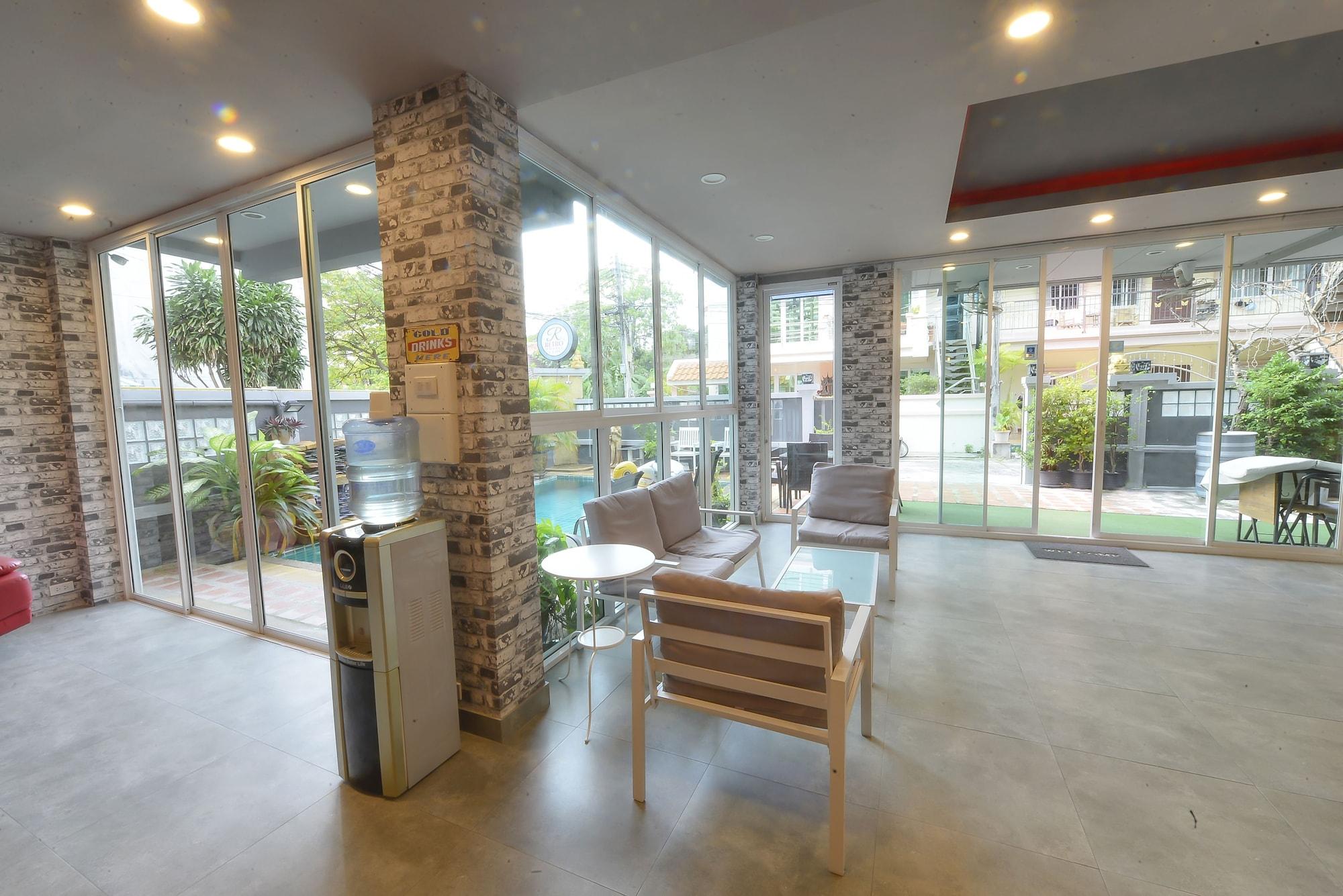 Vista Lobby Livit70's hotel & hostel