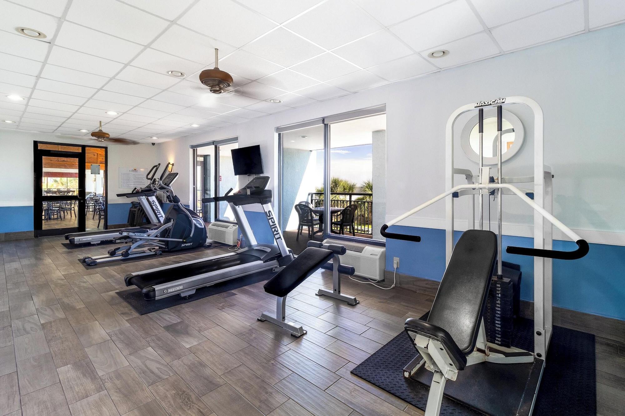 Gimnasio Monterey Bay Suites
