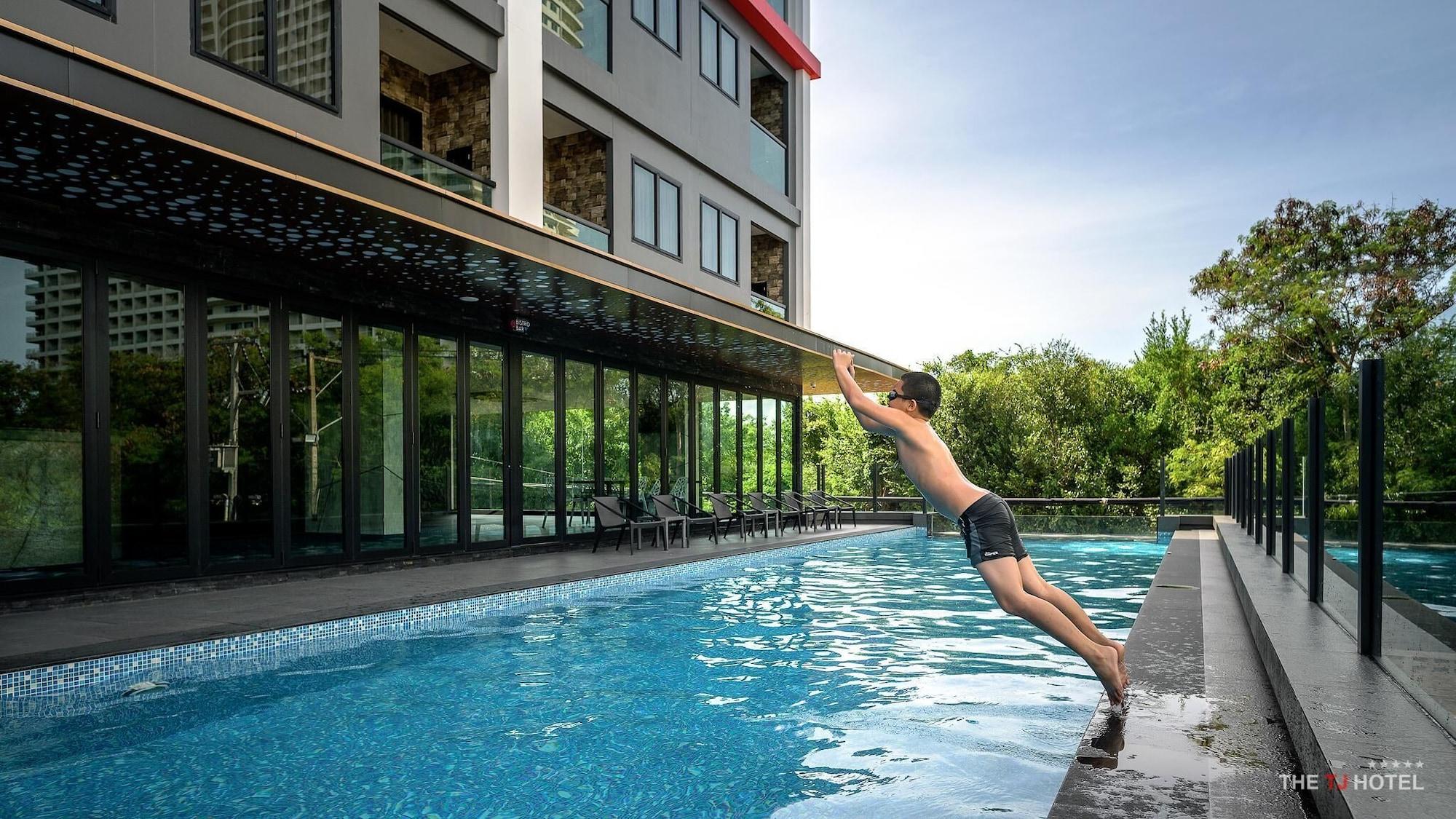 Vista Piscina The Tj Hotel