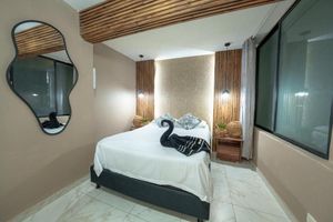 Alquiler Vacacional - 3BR  w Arcade 1 Block from Lleras Park
