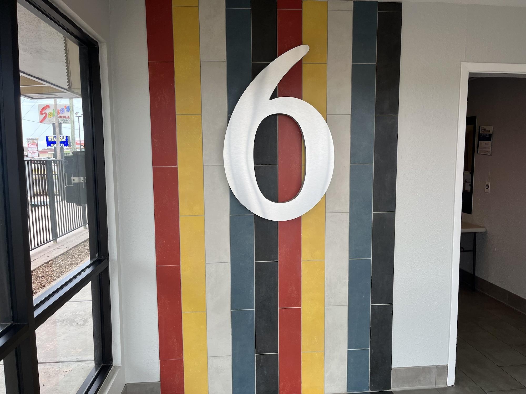 Vista Lobby Motel 6 Jonesboro, AR