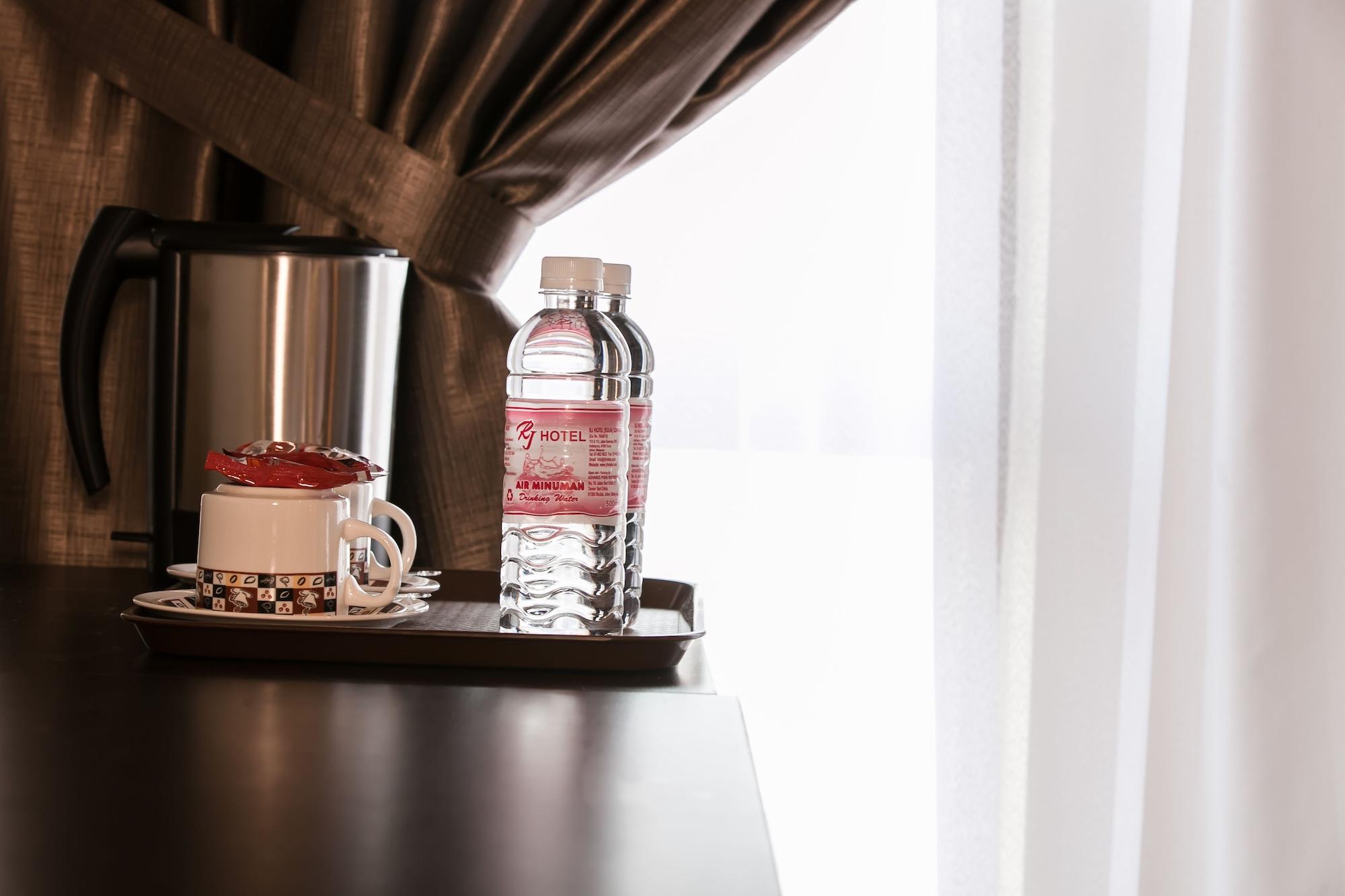 Set de Habitación RJ Hotel Kulai