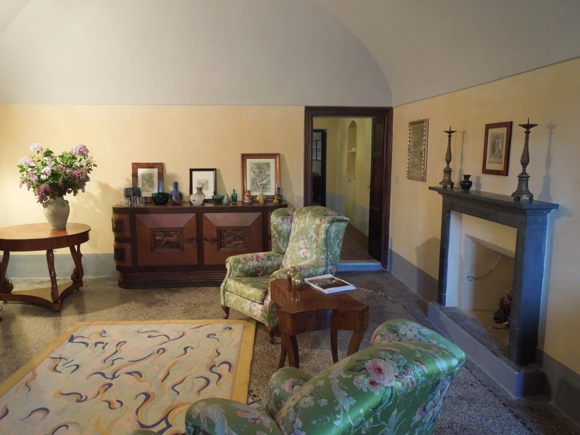 Vista Lobby Casa Rovelli