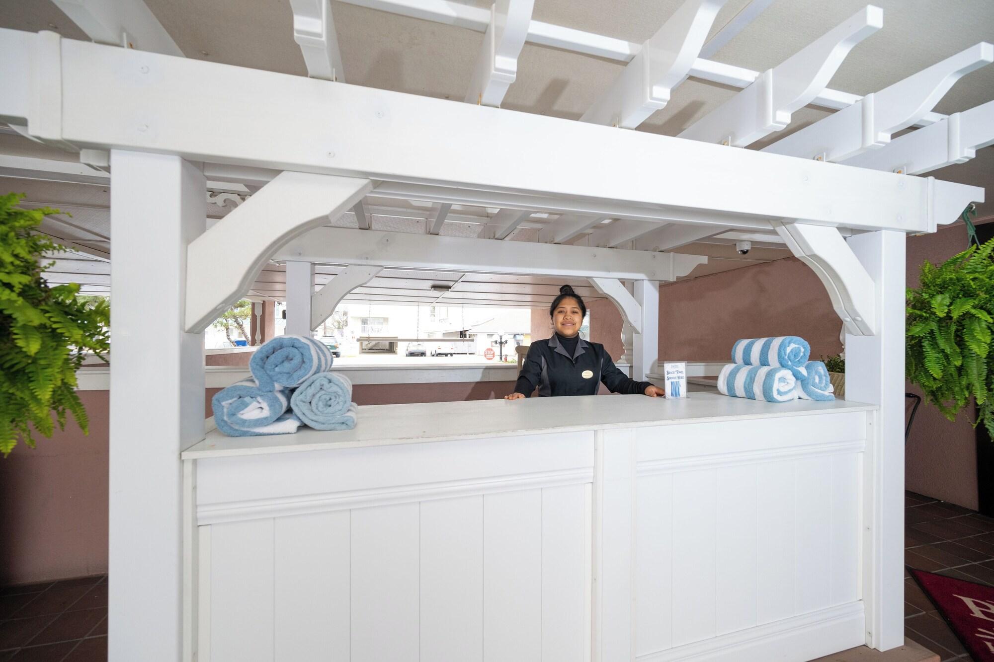 Playa Boardwalk Plaza Hotel