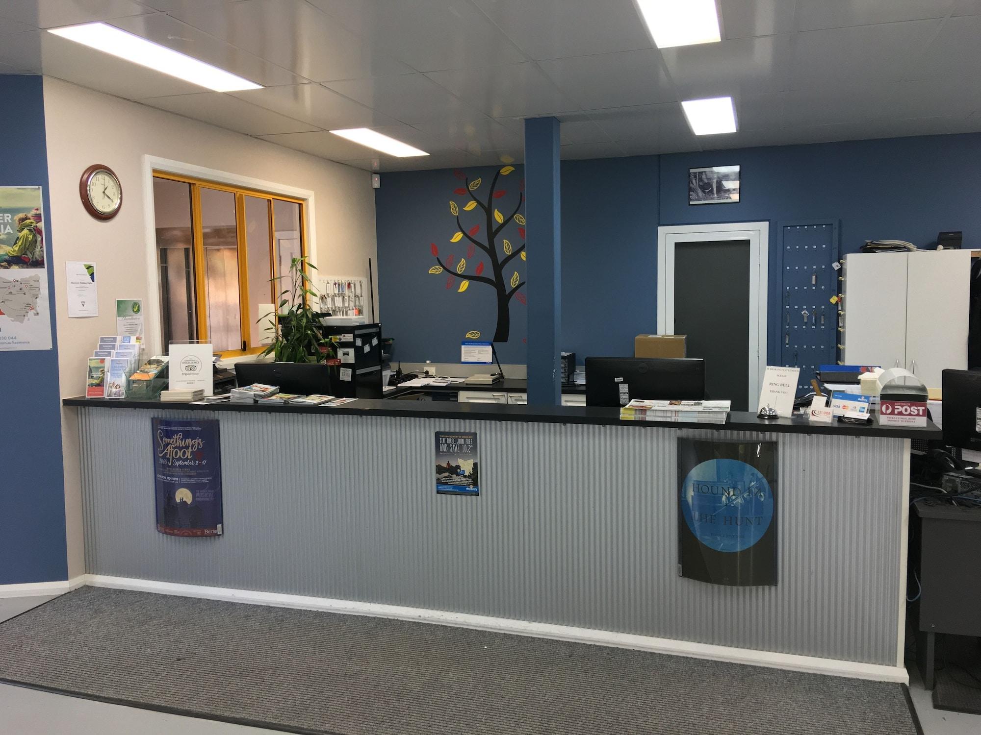 Vista Lobby Discovery Parks - Hobart