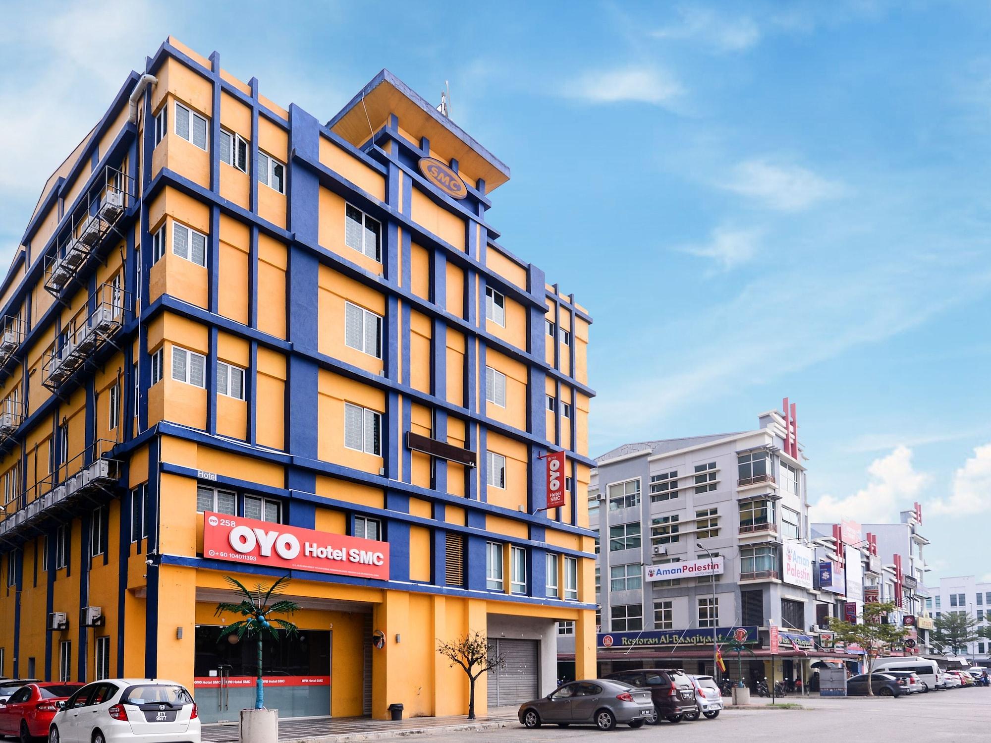 Vista Exterior Super OYO 258 Hotel SMC Alam Avenue