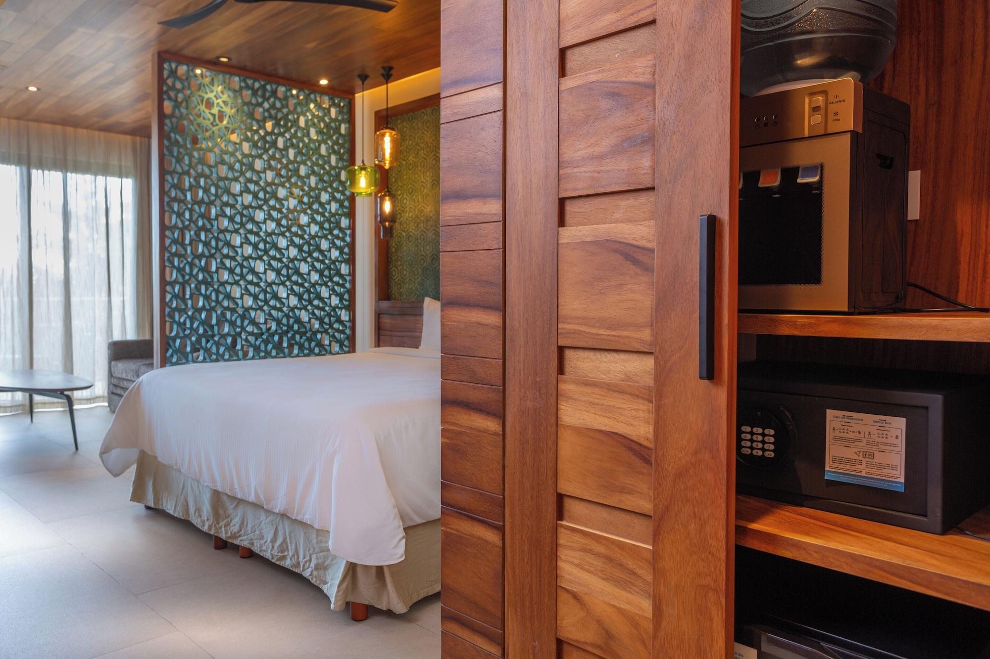 Habitación Platinum Tower at Sandos Playacar All Inclusive